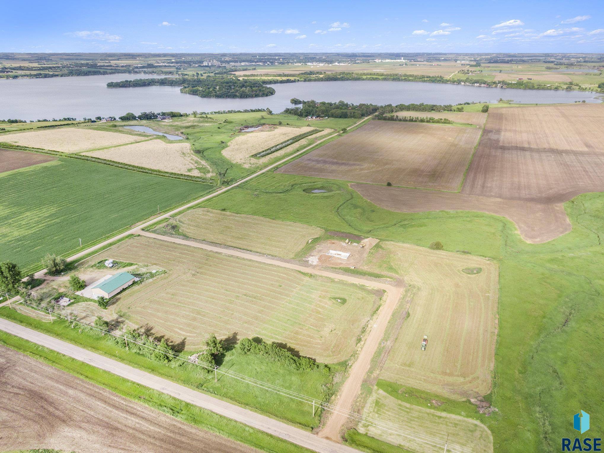 Madison, SD 57042,2008 Harvest Creek Ln #L#1