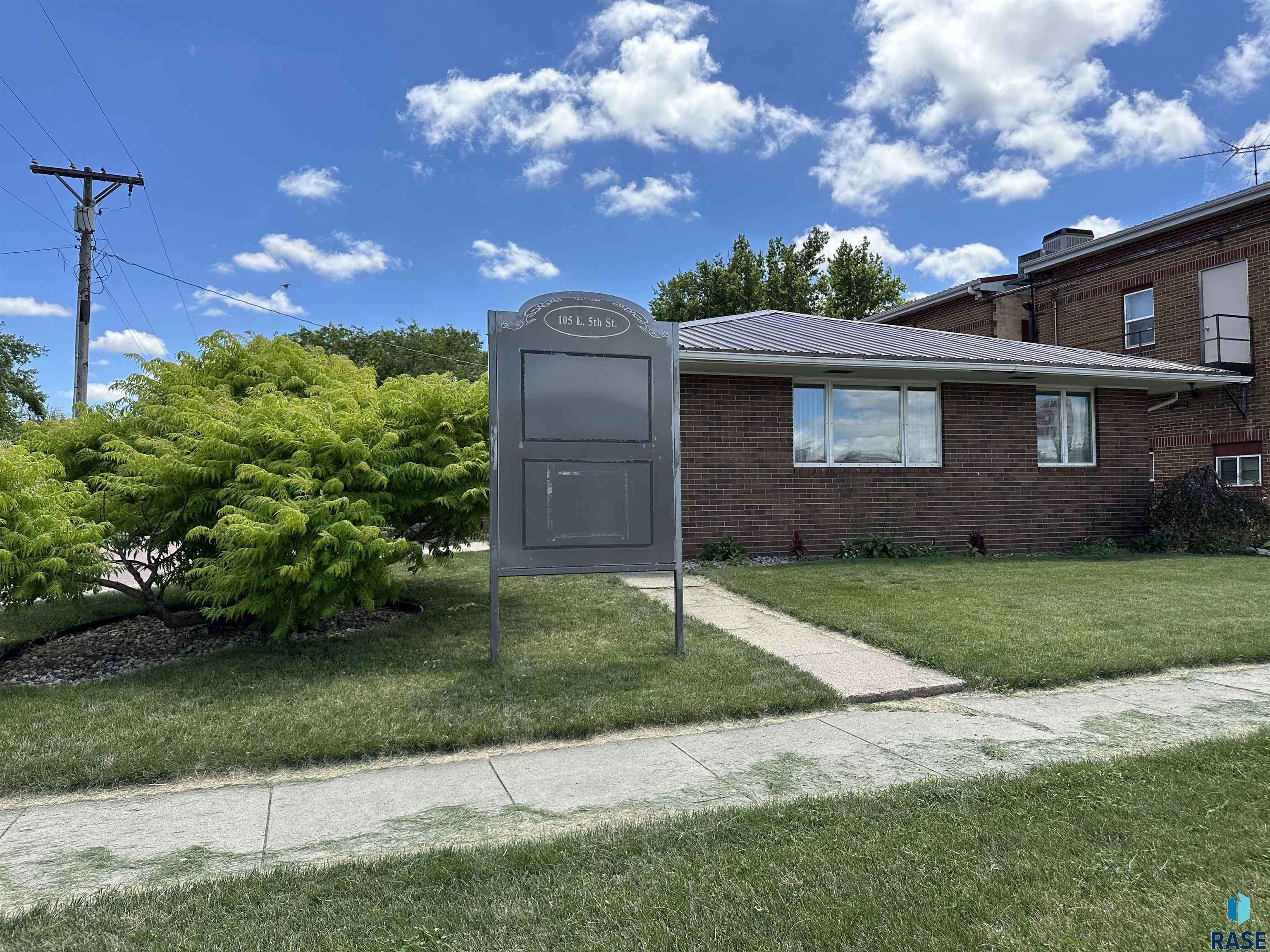 Freeman, SD 57029,105 E 5th St
