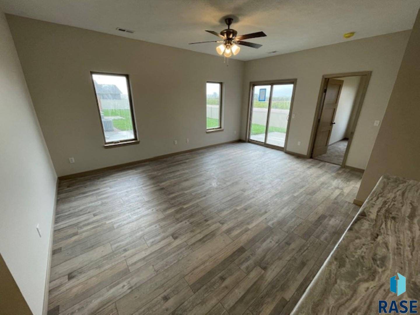 Sioux Falls, SD 57106,9561 W Dolores Dr