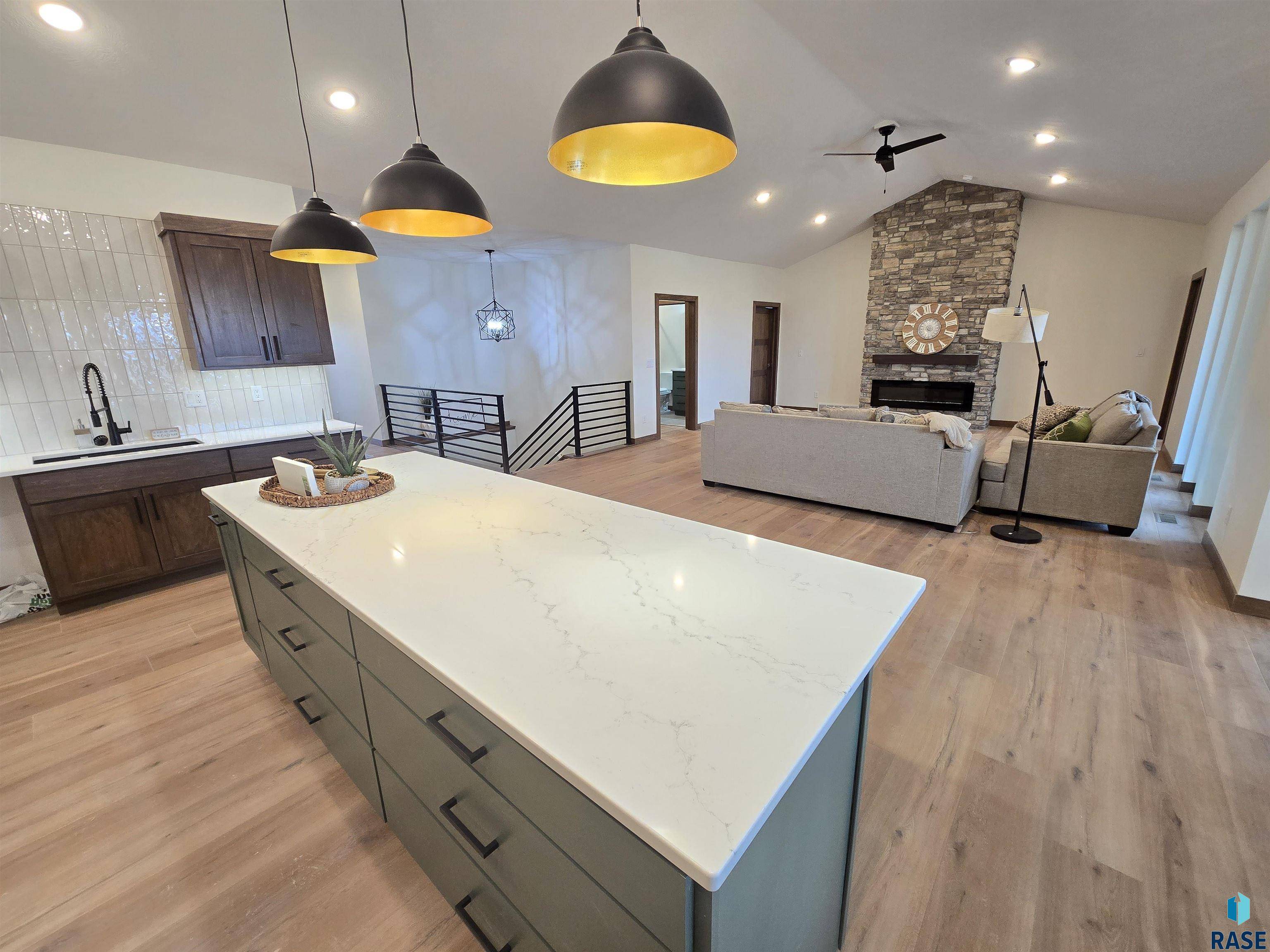 Sioux Falls, SD 57110,8106 E Norway Pines Trl