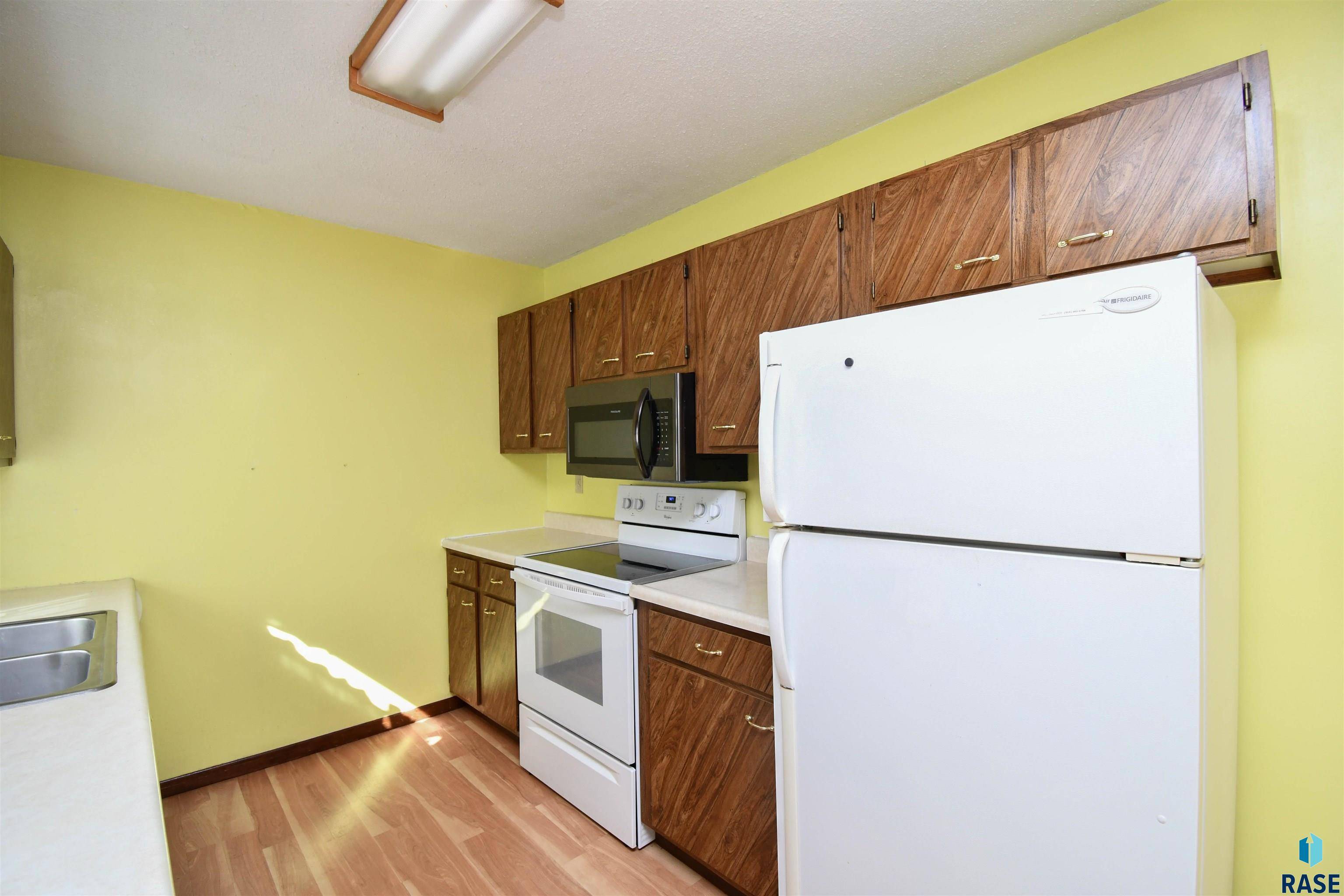 Salem, SD 57058,331 W Franklin Ave