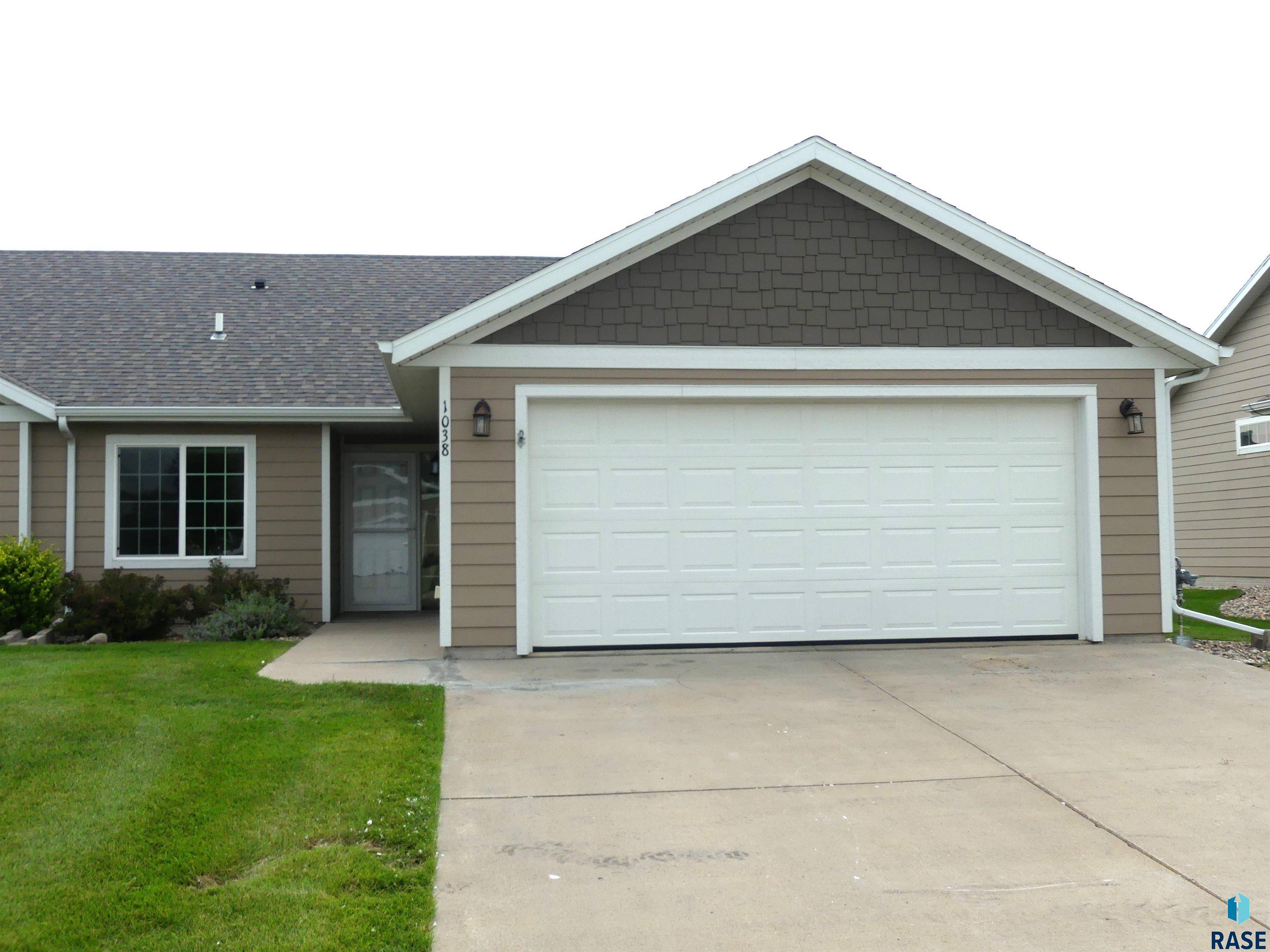 Sioux Falls, SD 57107,1038 N Lalley Ln