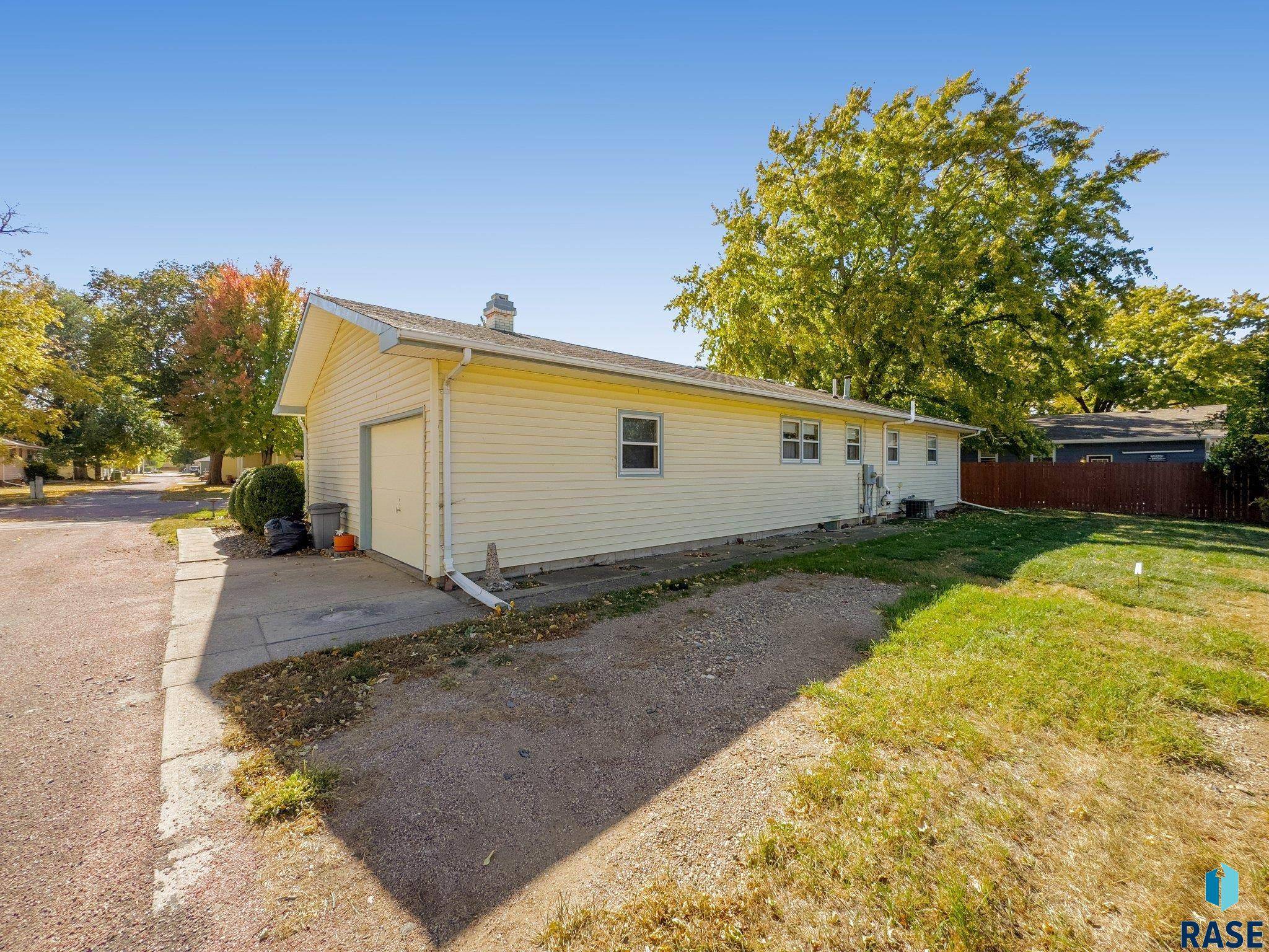 Beresford, SD 57004-1720,206 W Hemlock St