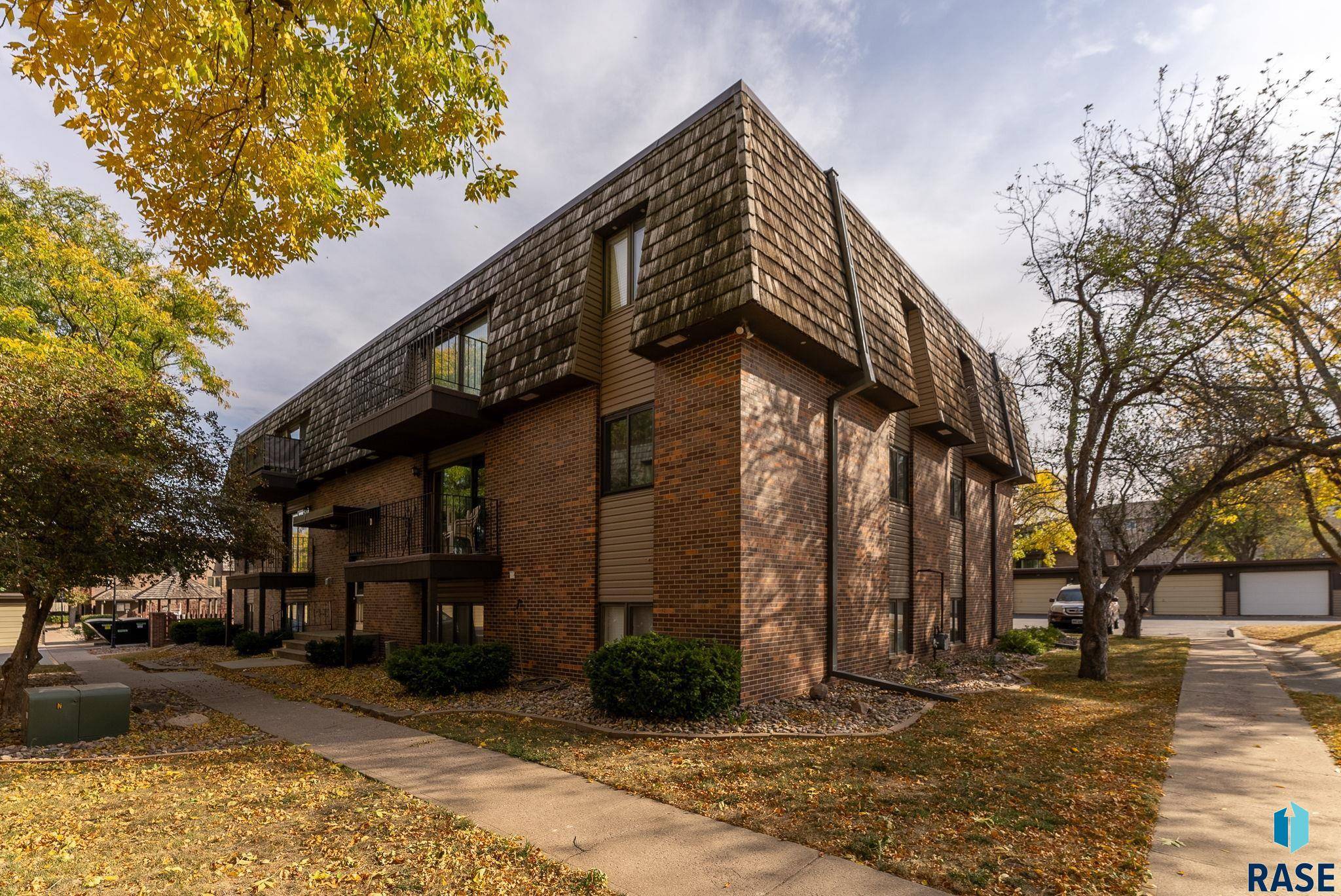 Sioux Falls, SD 57106-1532,3556 S Gateway Blvd #203