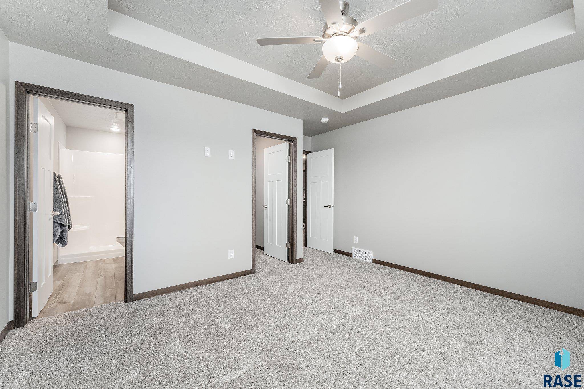 Sioux Falls, SD 57110,1901 N Tina Dr