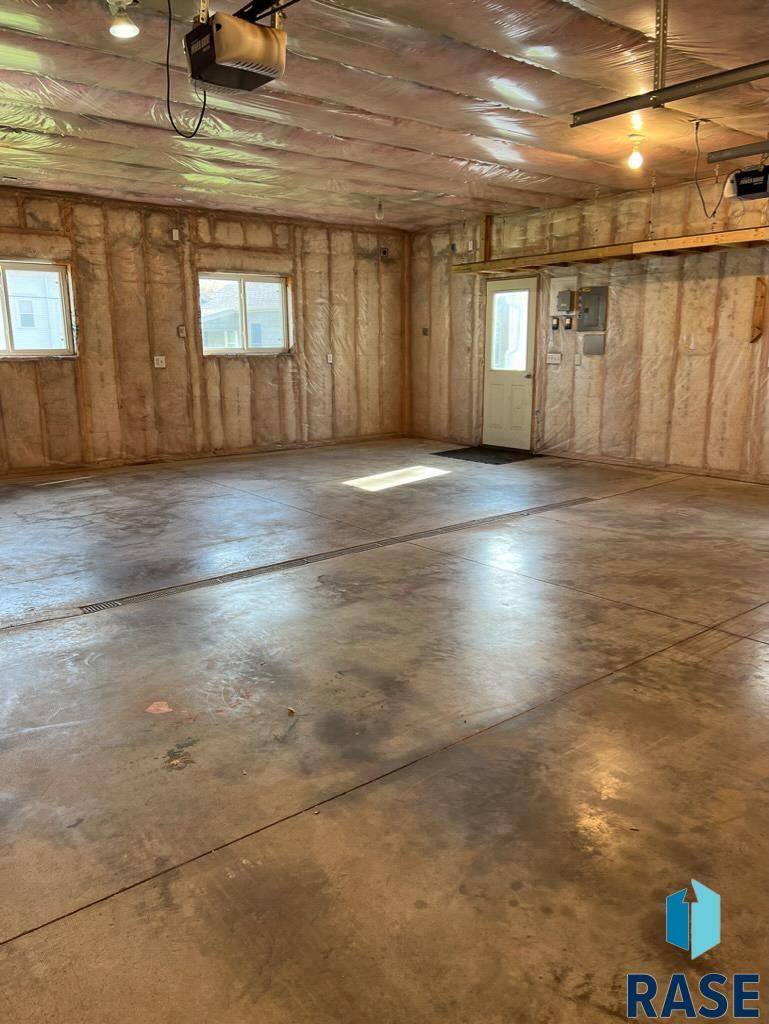 Luverne, MN 56156,323 W Lincoln St