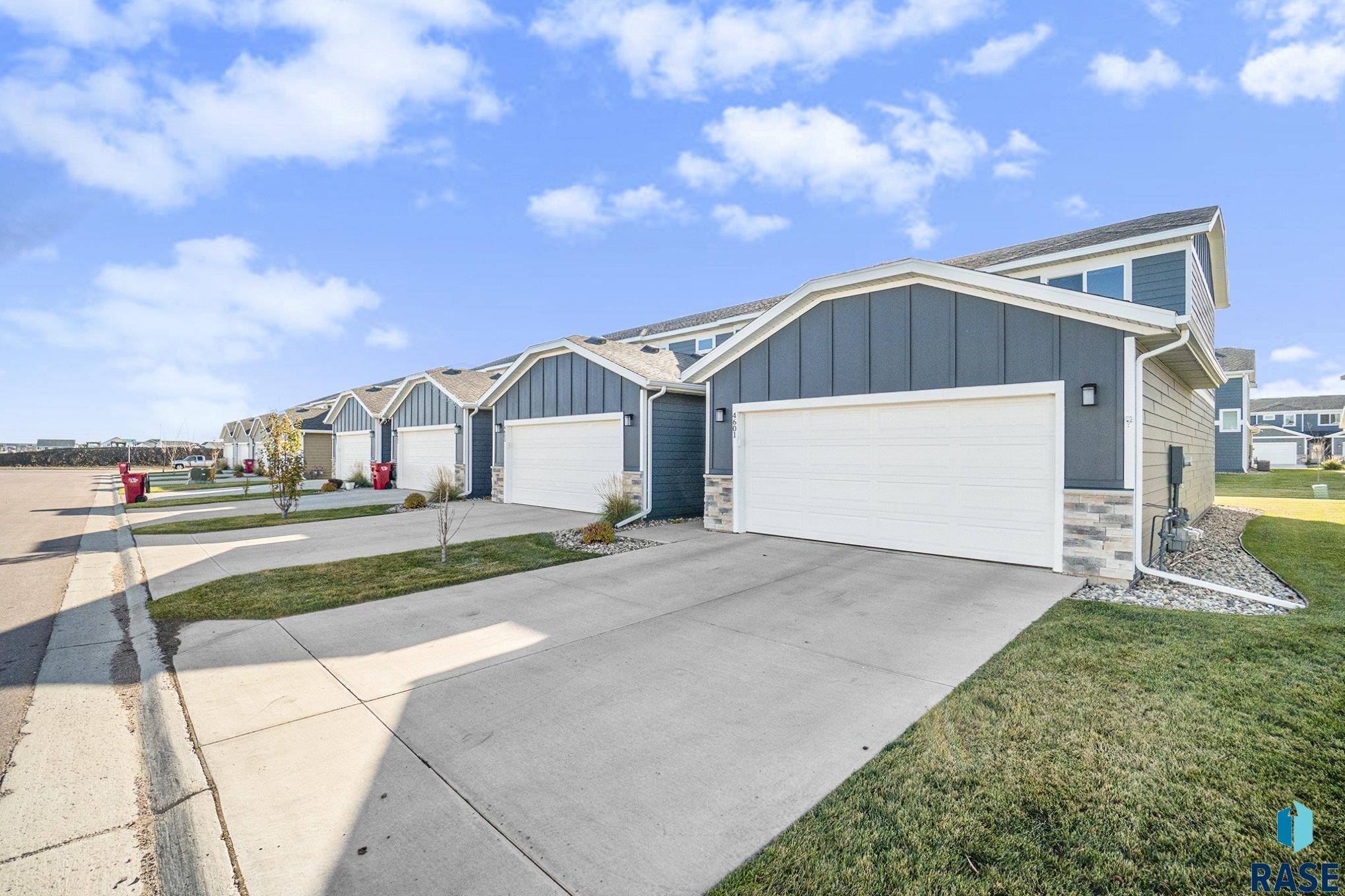 Sioux Falls, SD 57108,4601 E Leubecher Pl