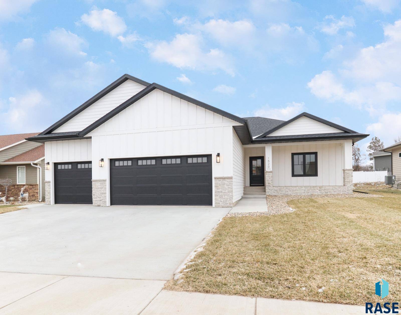 Brandon, SD 57005,1520 E Birch St