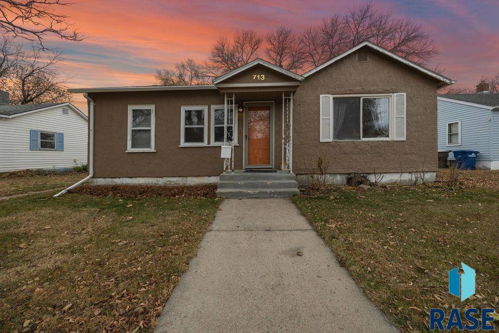 Mitchell, SD 57301,713 W 6th Ave