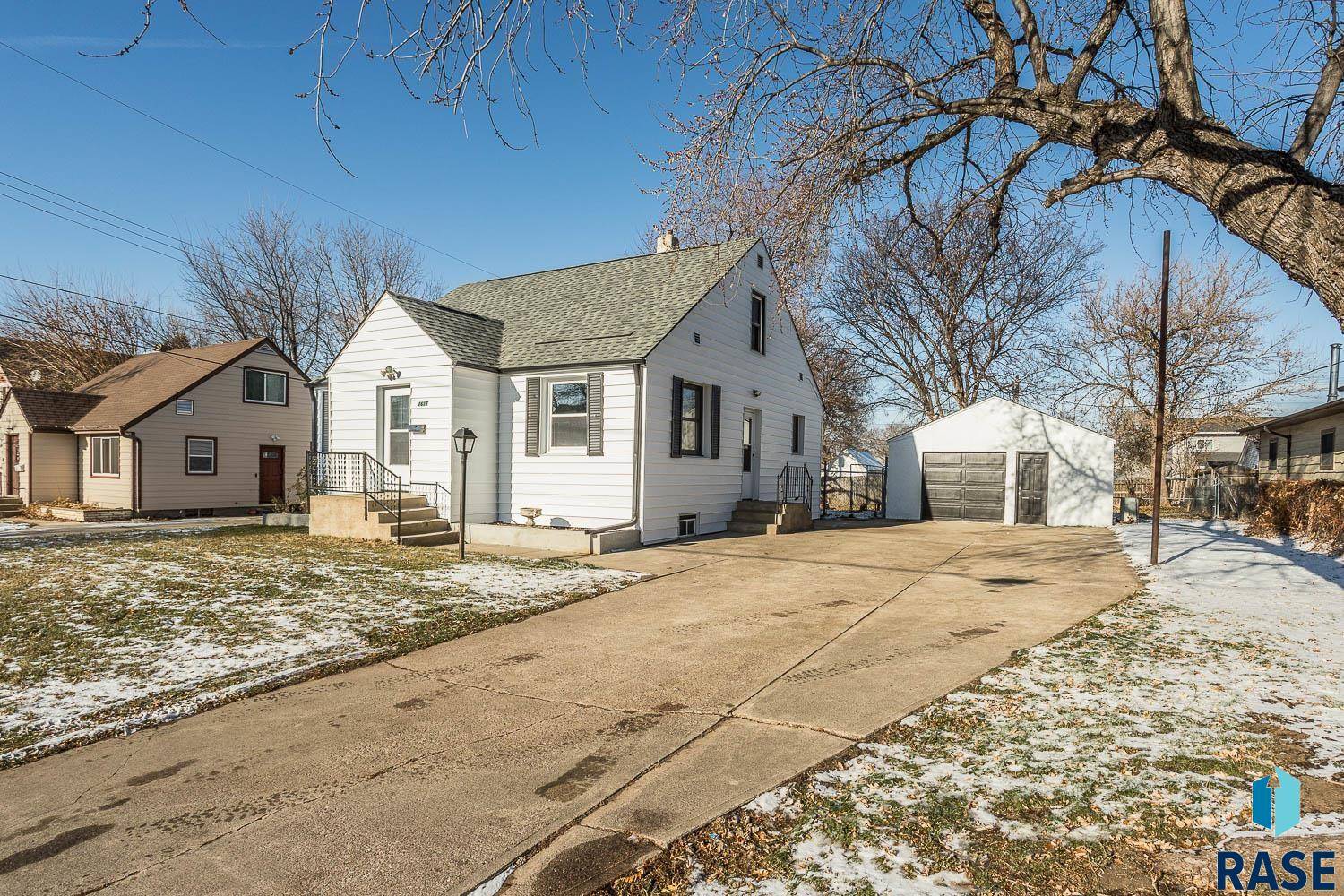 Sioux Falls, SD 57103,1616 E 7th St