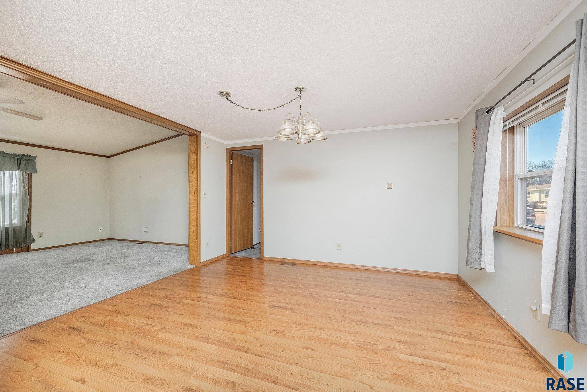 Sioux Falls, SD 57107,504 N Swan Pl