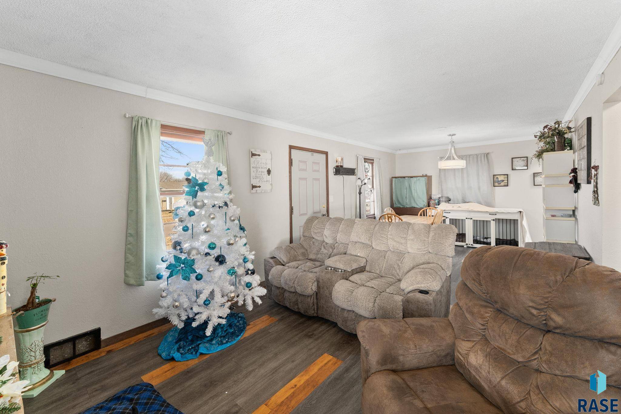 Sioux Falls, SD 57105,2209 S Hawthorne Ave