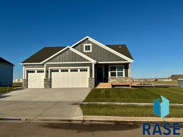 Sioux Falls, SD 57108,5901 S Hosta Ave