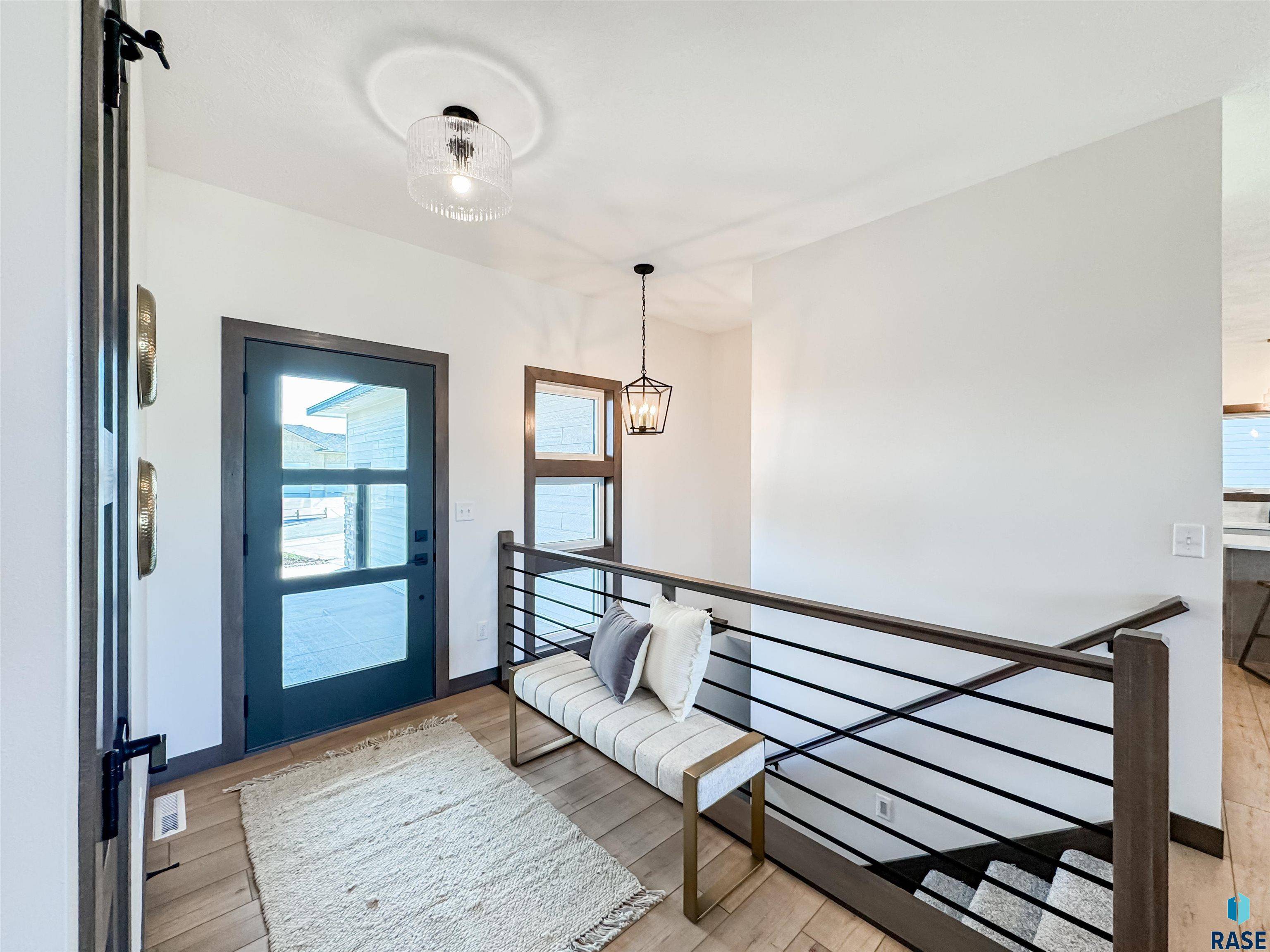 Sioux Falls, SD 57110,8316 E Sheridan Cir
