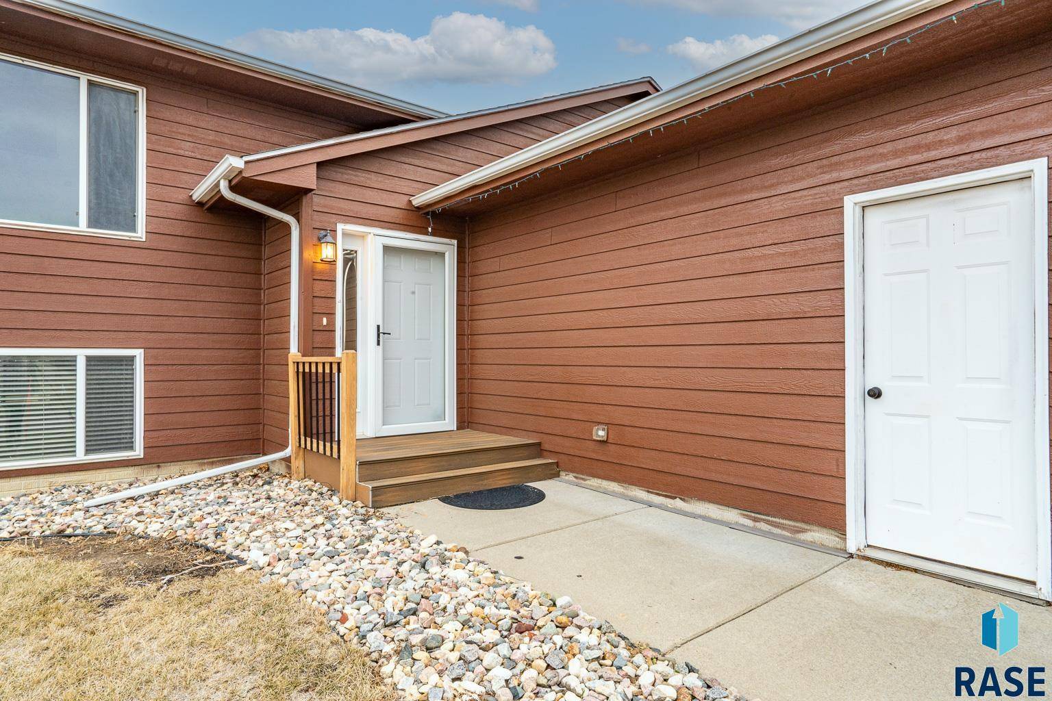 Sioux Falls, SD 57107,4604 W Pat St