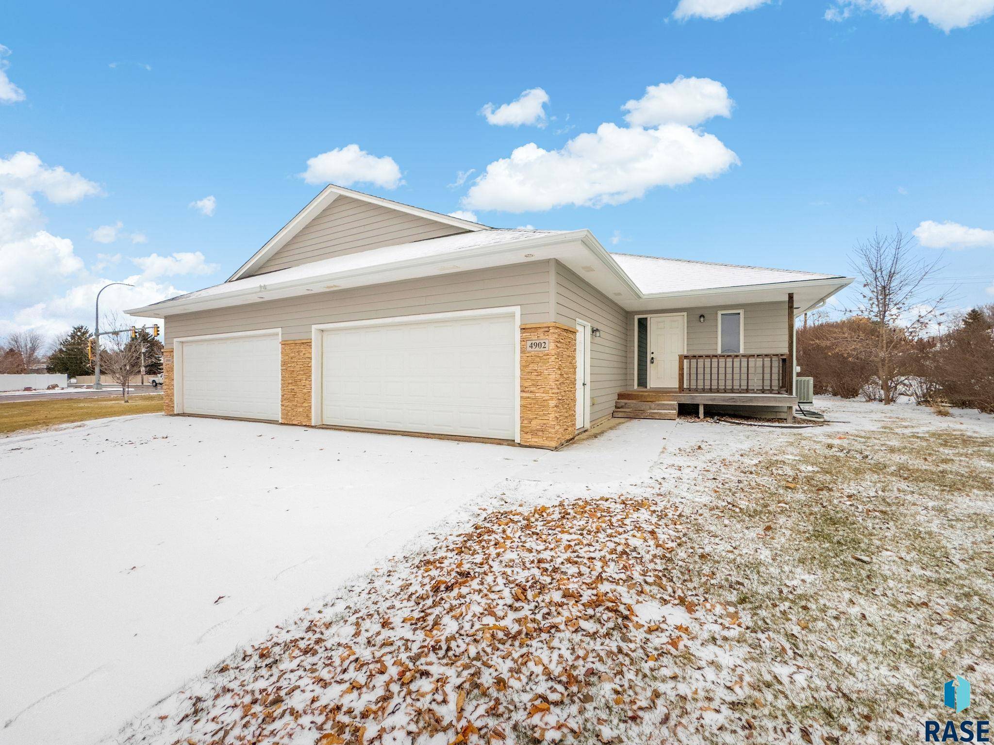 Sioux Falls, SD 57108,4902 S Kalen Pl