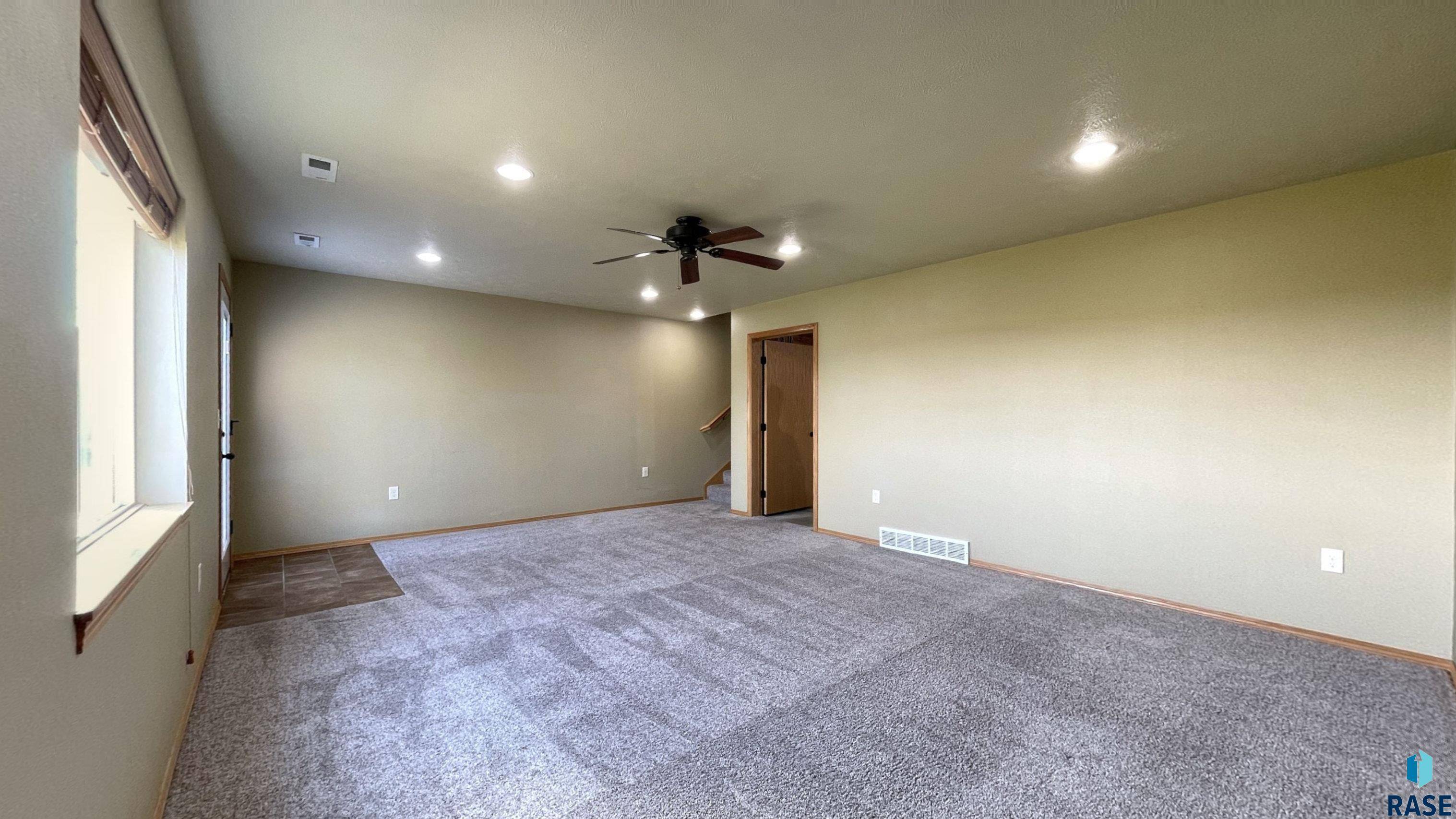 Sioux Falls, SD 57108,3403 3403-3409 W 93rd St
