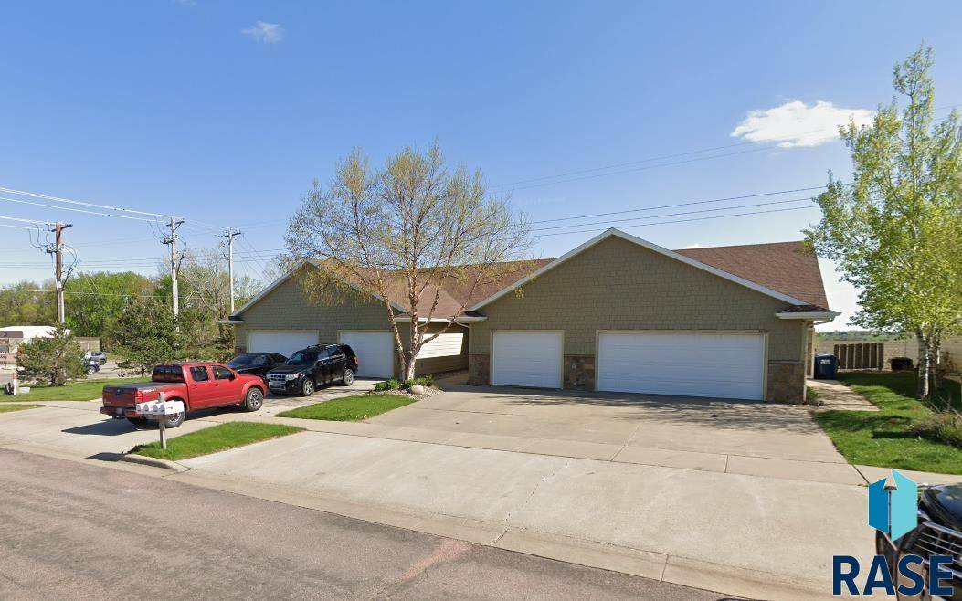 Sioux Falls, SD 57108,3403 3403-3409 W 93rd St