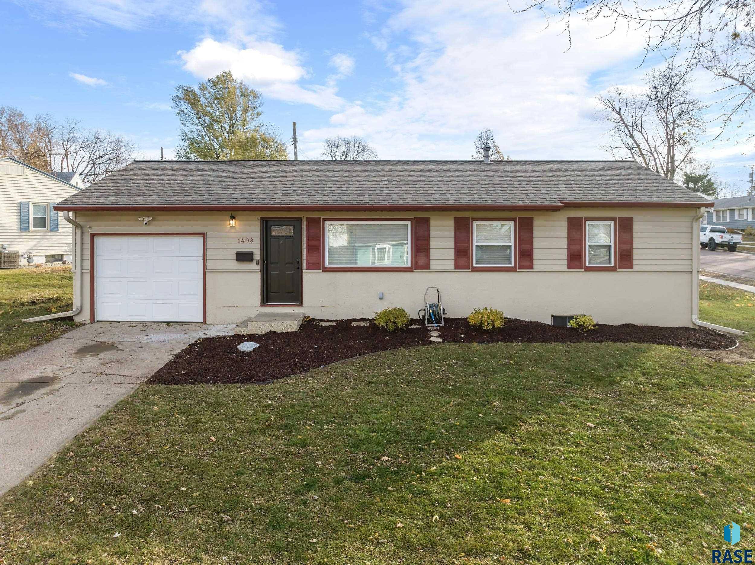 Sioux Falls, SD 57103,1408 S Annway Dr