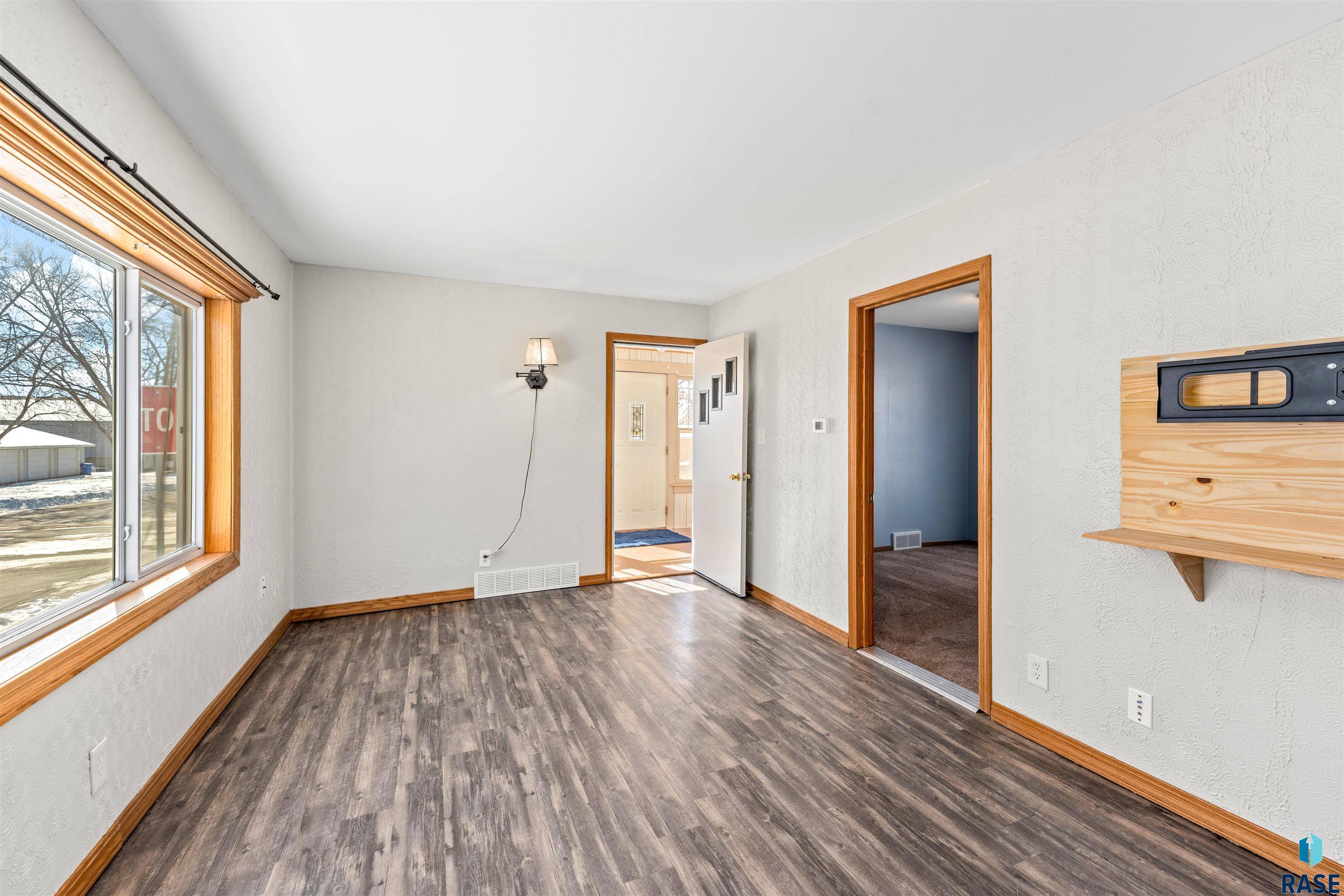 Dell Rapids, SD 57022,112 E 3rd St