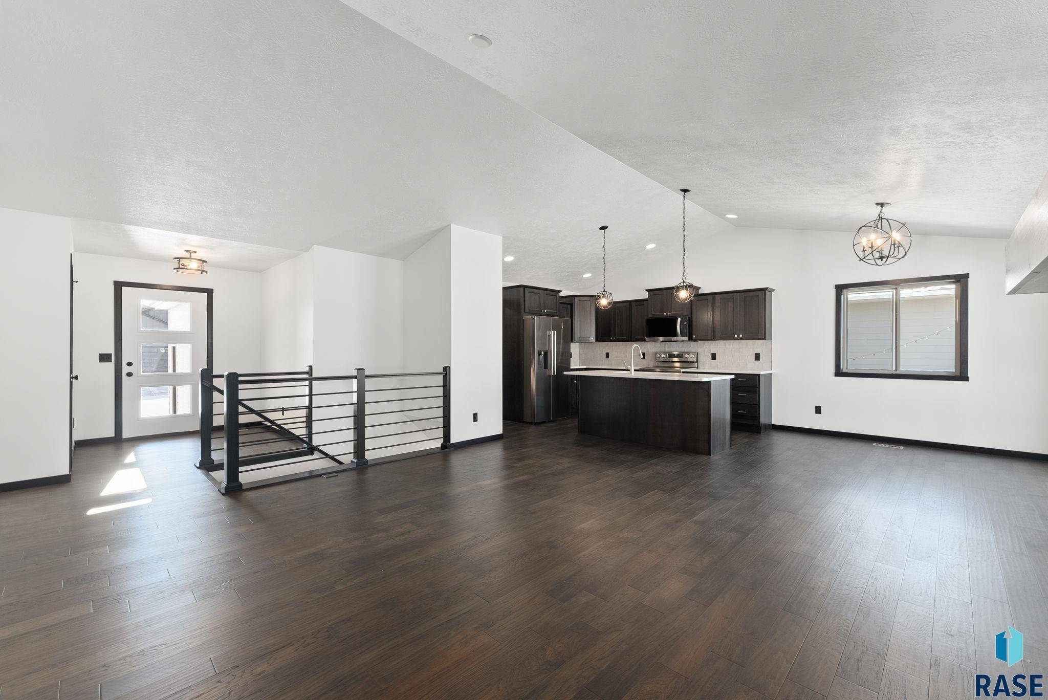 Sioux Falls, SD 57108,5512 E 64th St