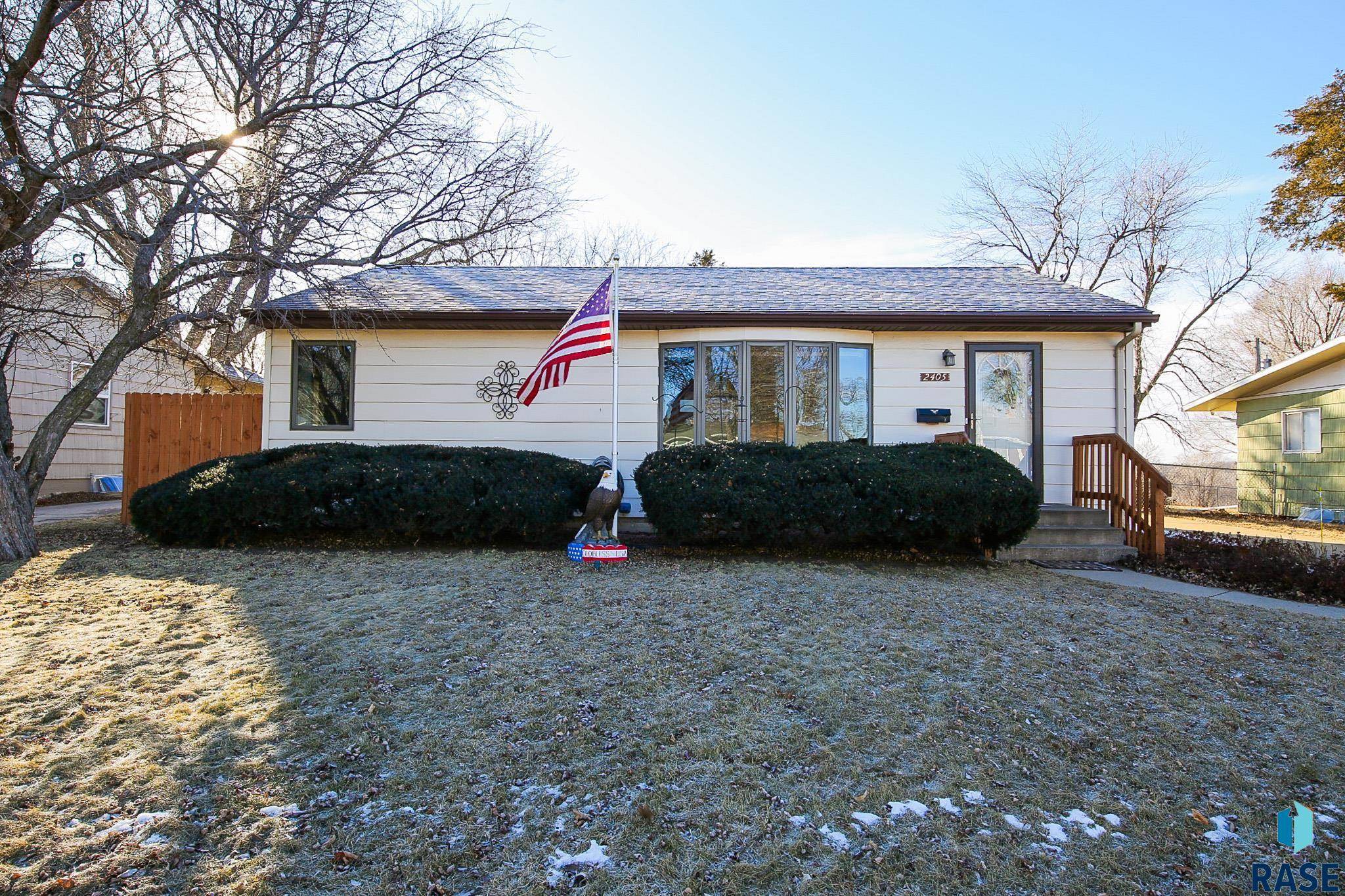 Sioux Falls, SD 57103,2405 E 19th St