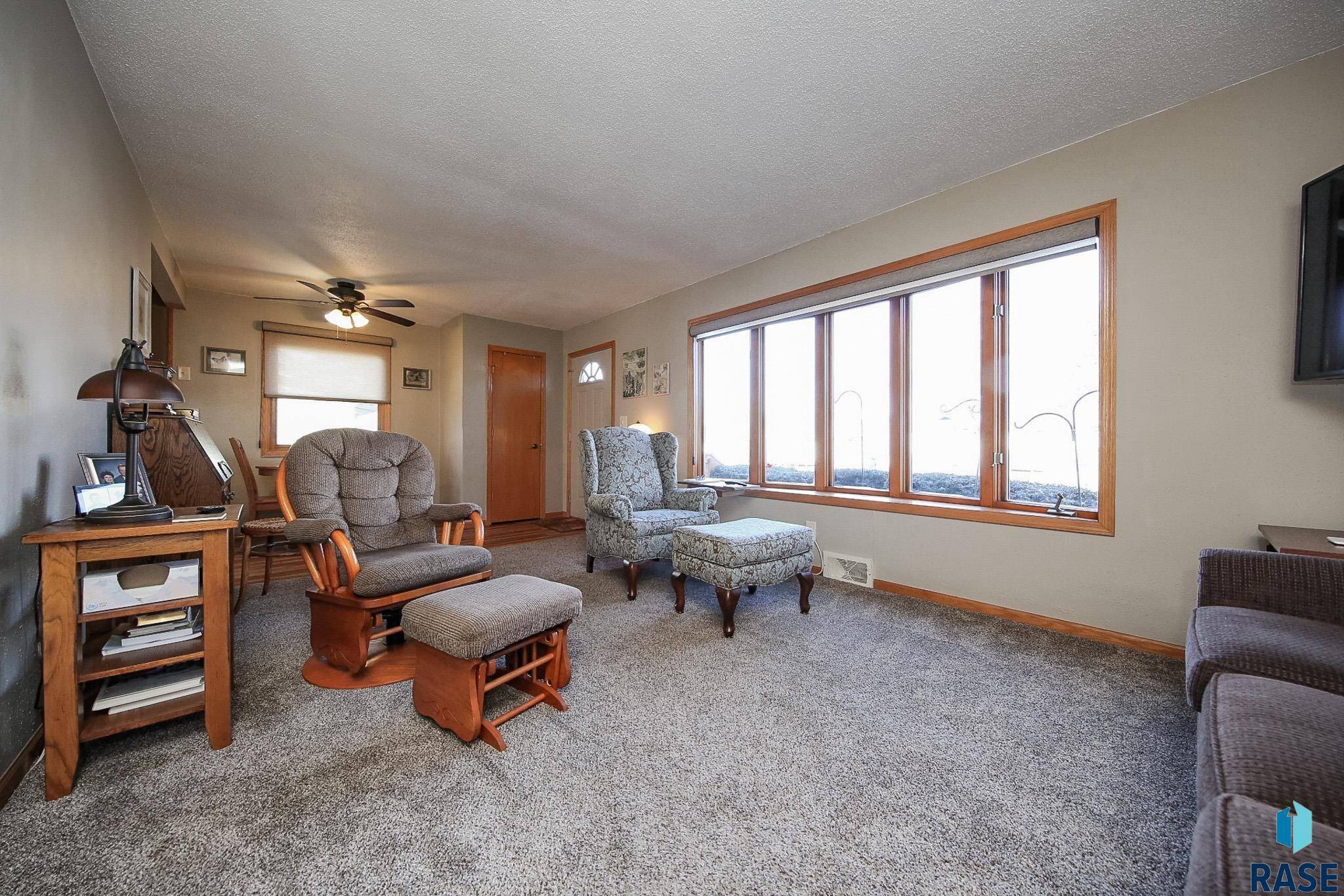 Sioux Falls, SD 57103,2405 E 19th St