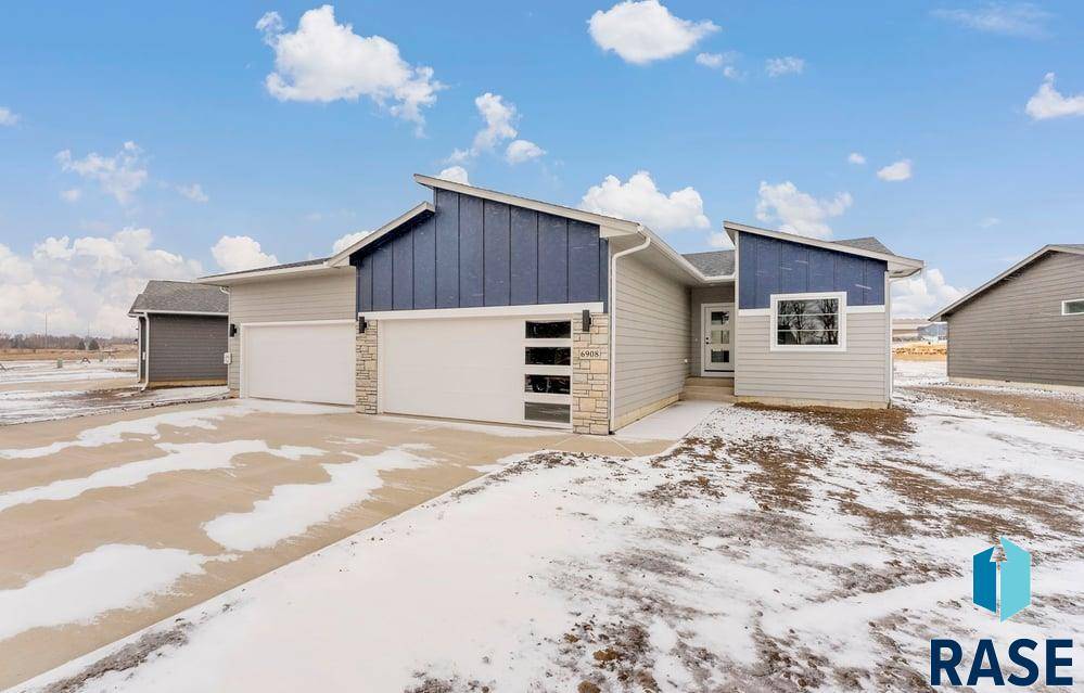 Sioux Falls, SD 57107,6908 W 5th St