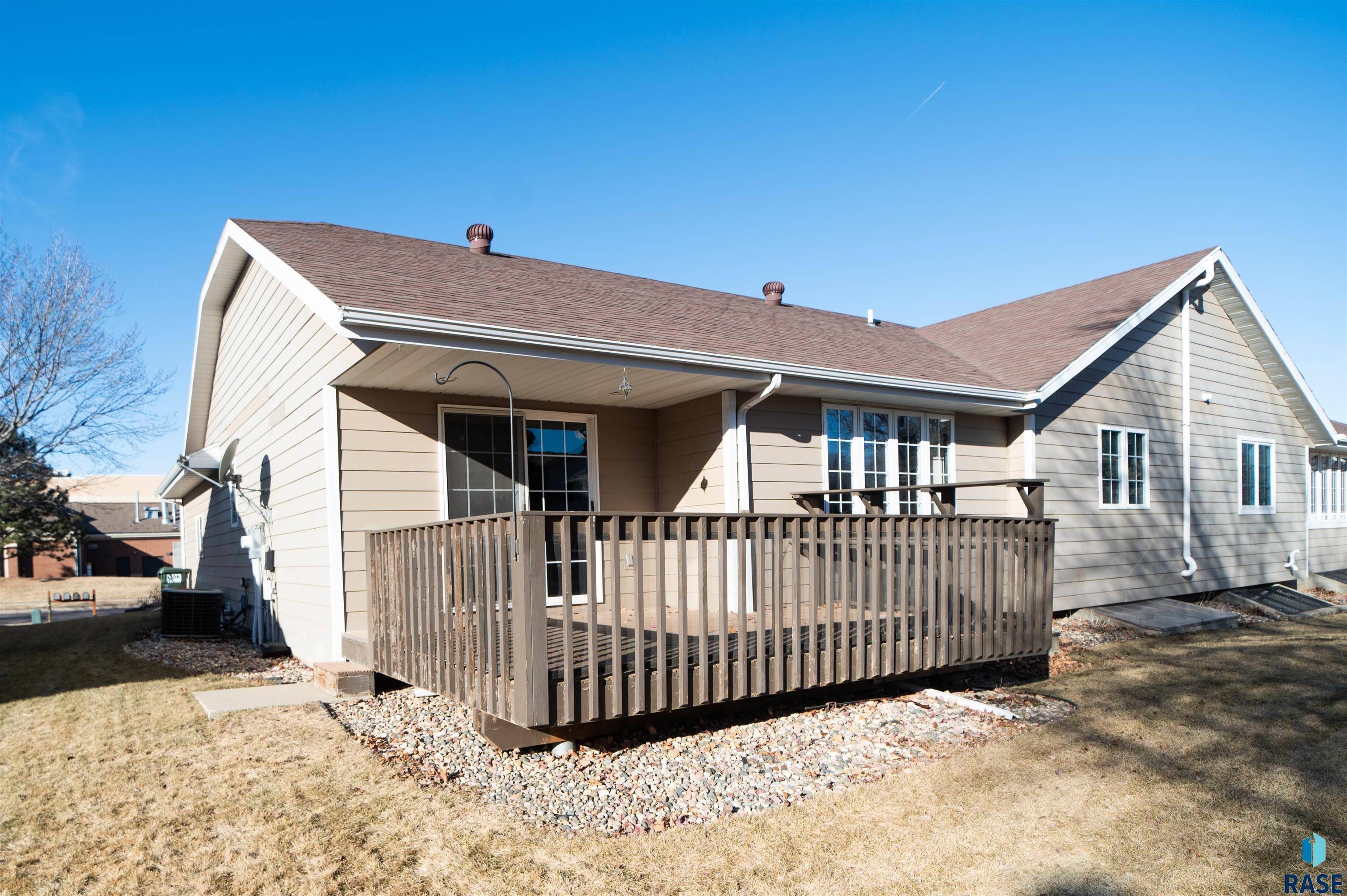 Sioux Falls, SD 57103,3510 S Kris Dr