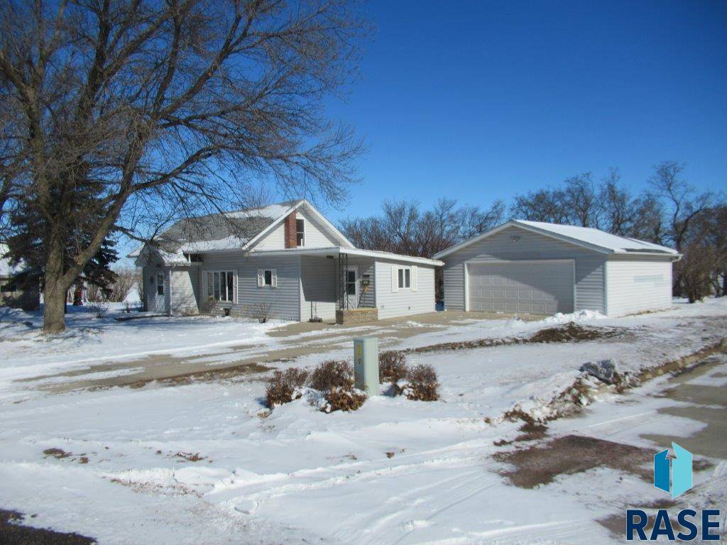 Hills, MN 56138,200 N Main Ave