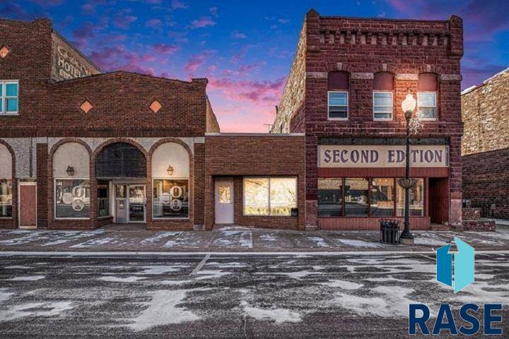 Pipestone, MN 56164,112 Main St W