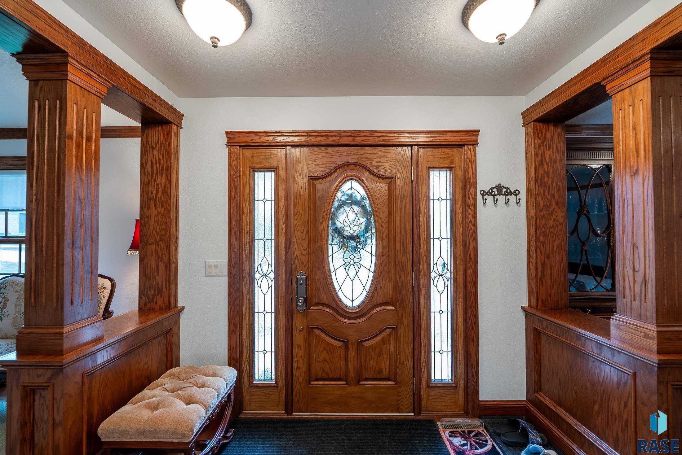 Yankton, SD 57078,300 Calumet Cir