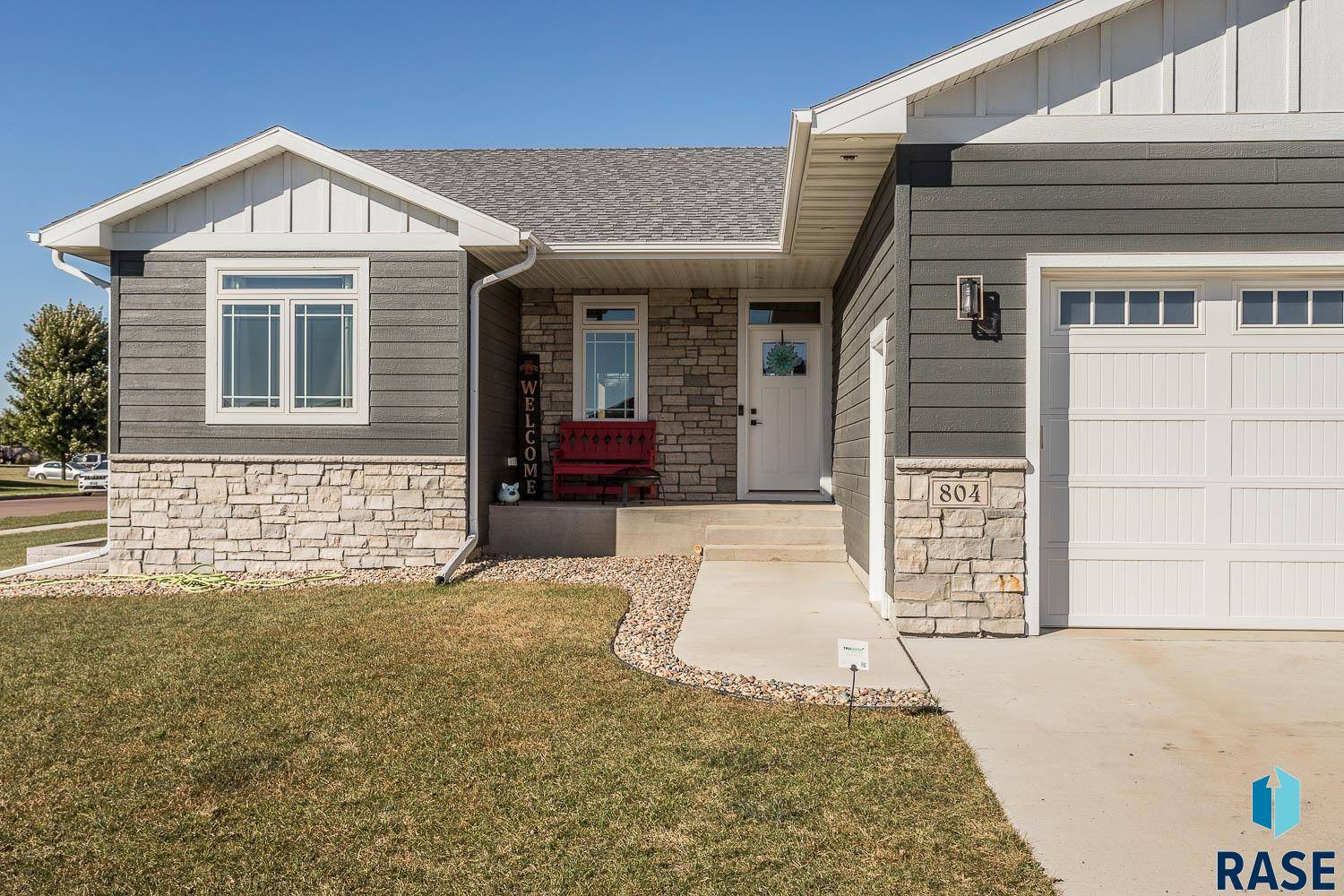 Harrisburg, SD 57032,804 Johnson Creek Ct