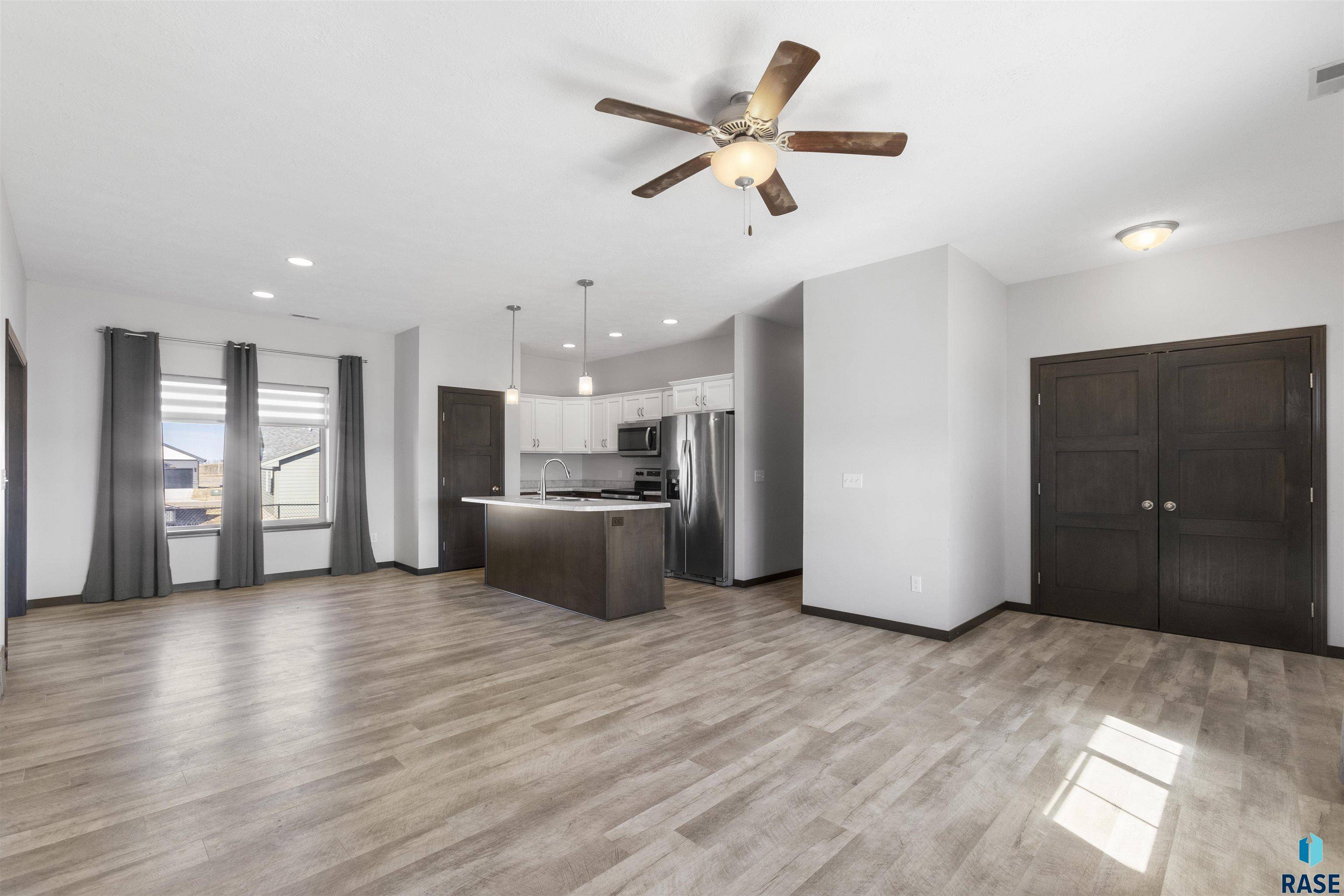Sioux Falls, SD 57106,9558 W Broek Dr