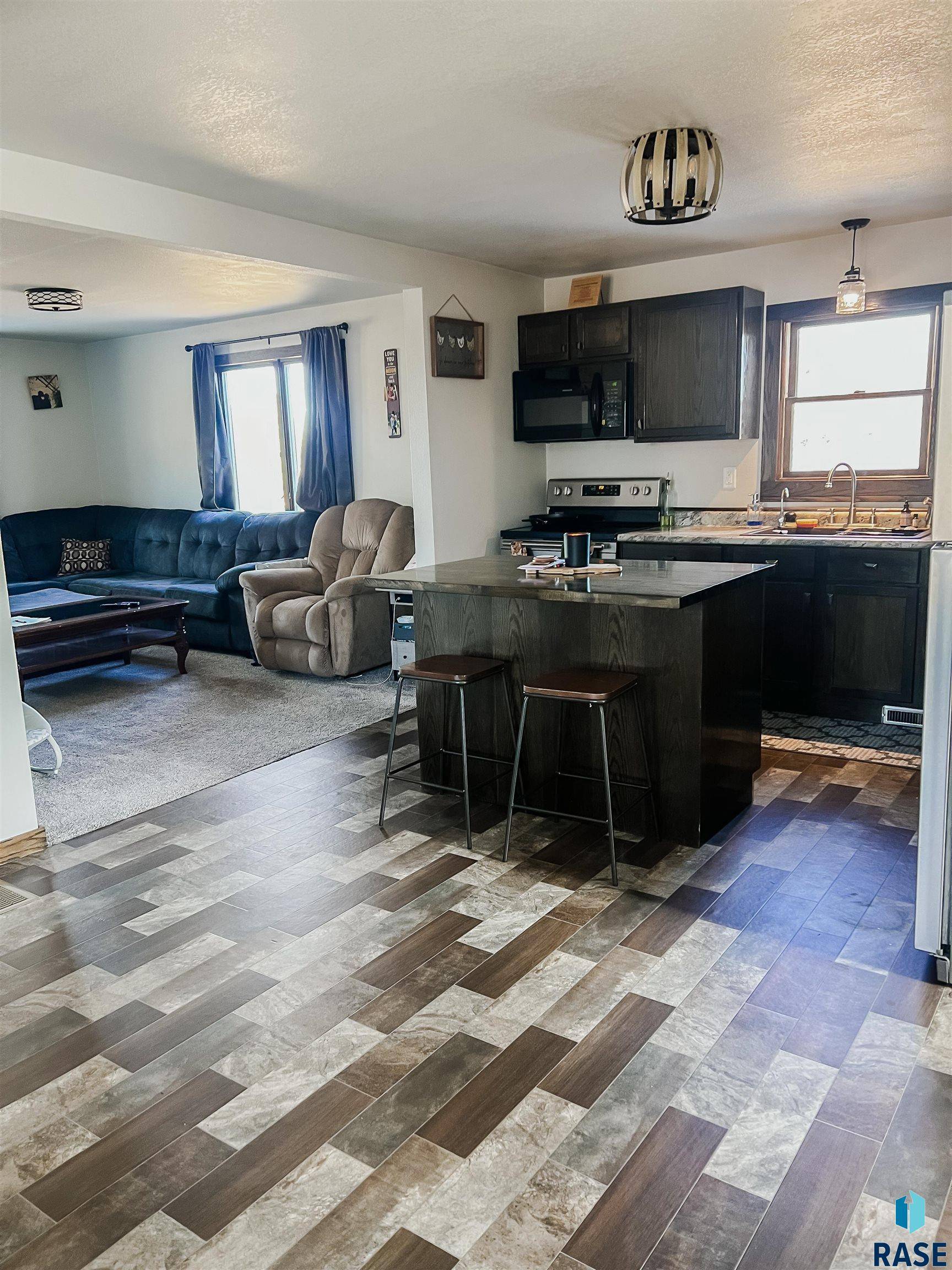 Luverne, MN 56156,1653 91st St