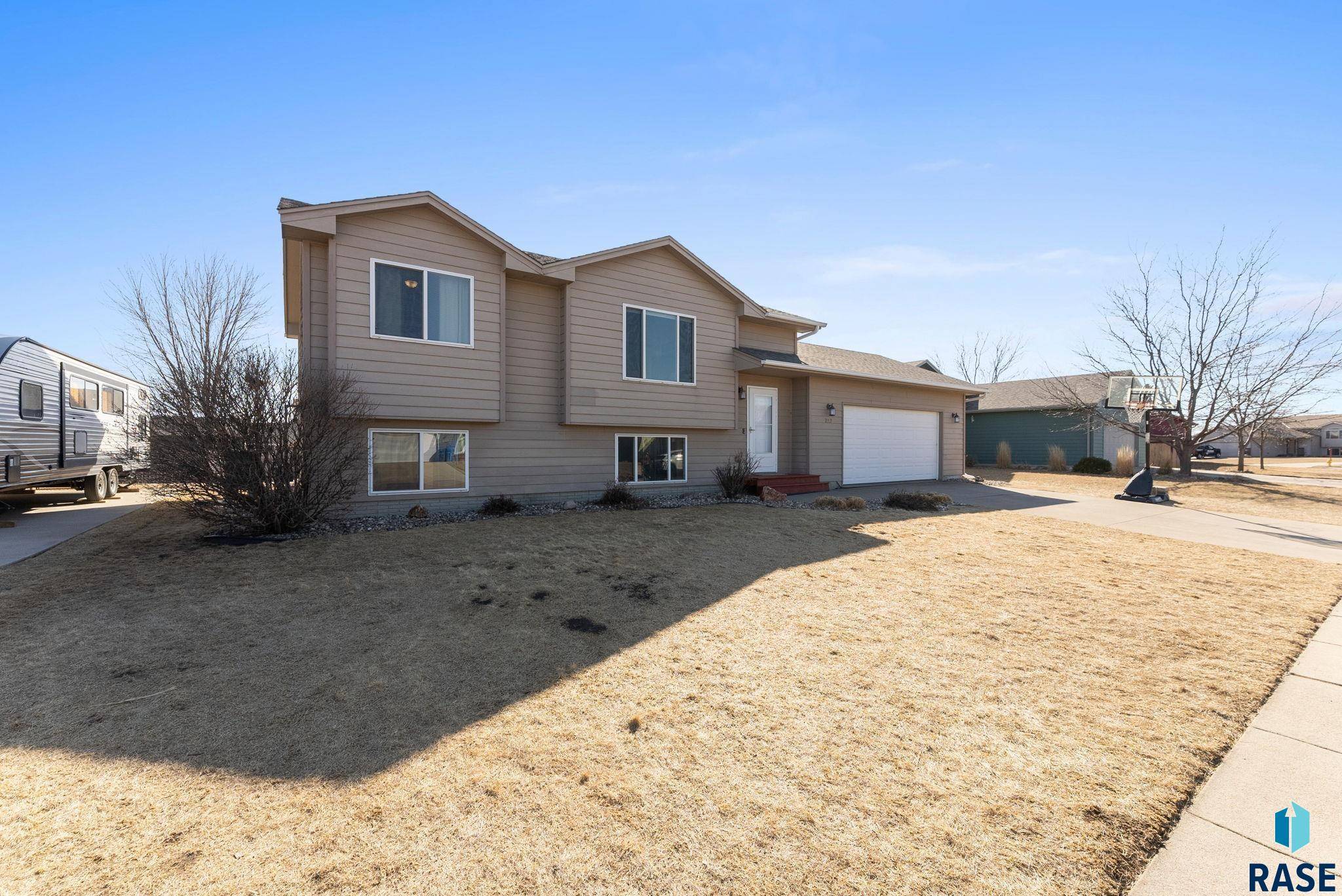 Sioux Falls, SD 57106,7717 W 67th St