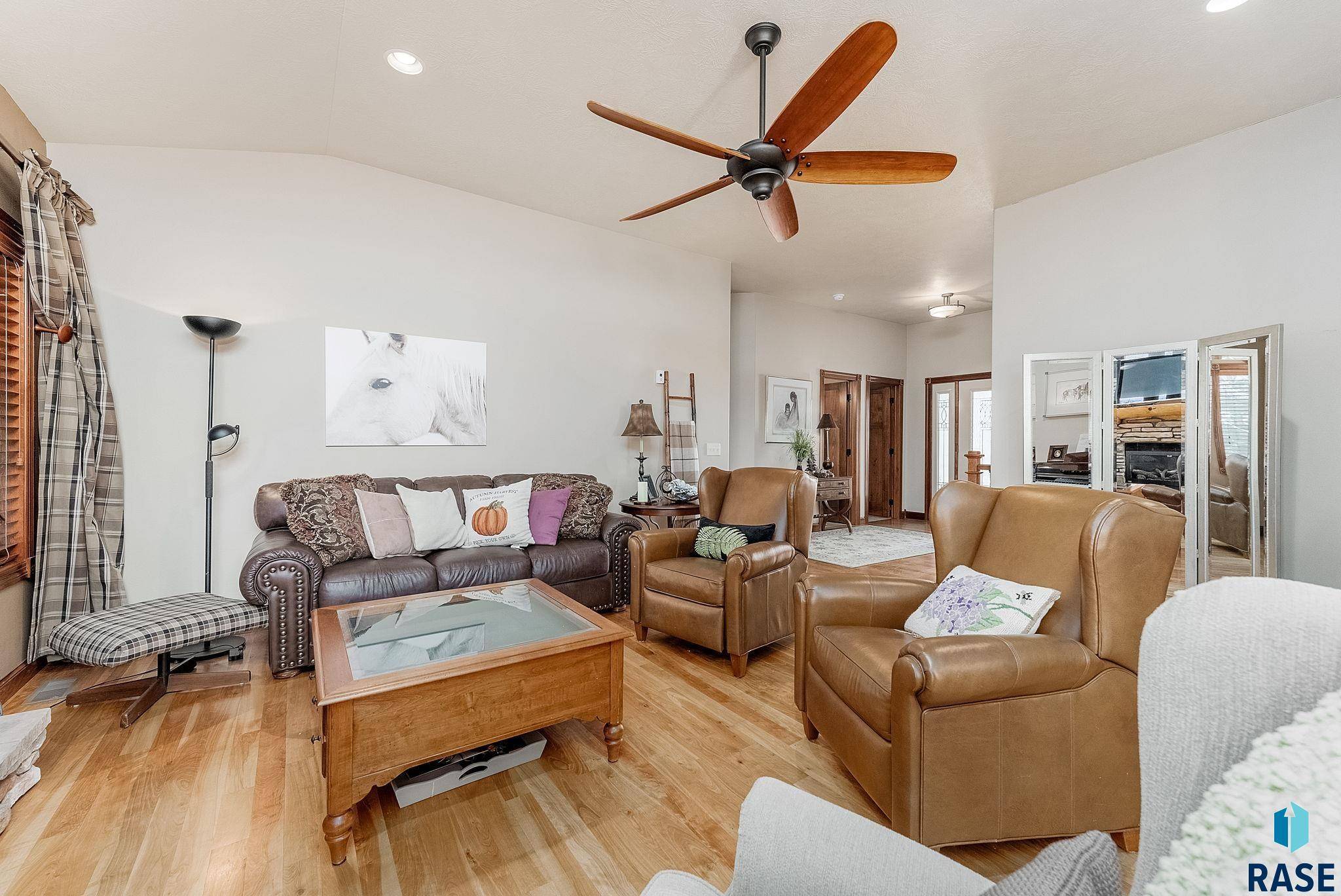 Sioux Falls, SD 57108,5616 S Shadow Wood Pl