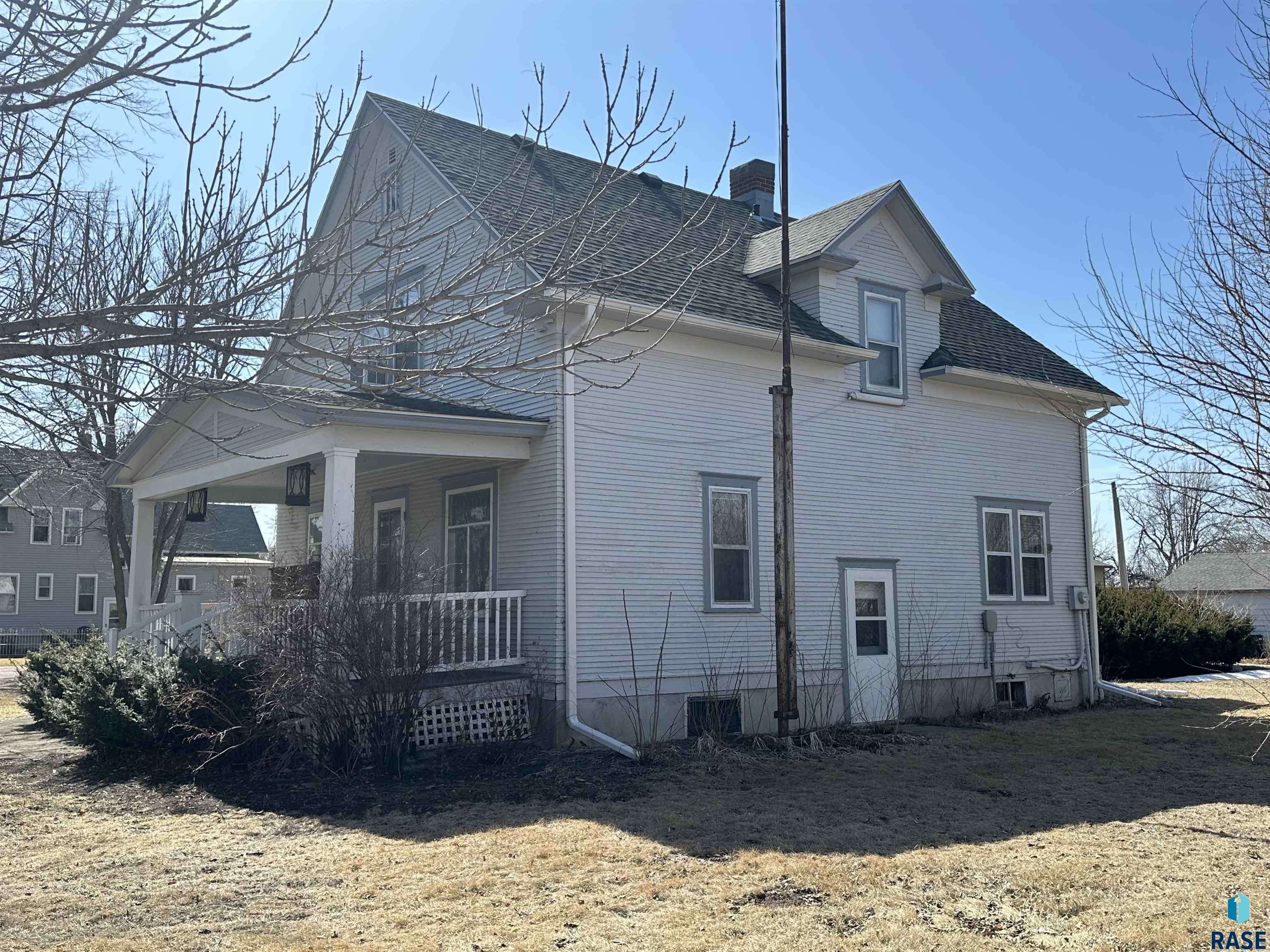Menno, SD 57045,313 S Pearl St