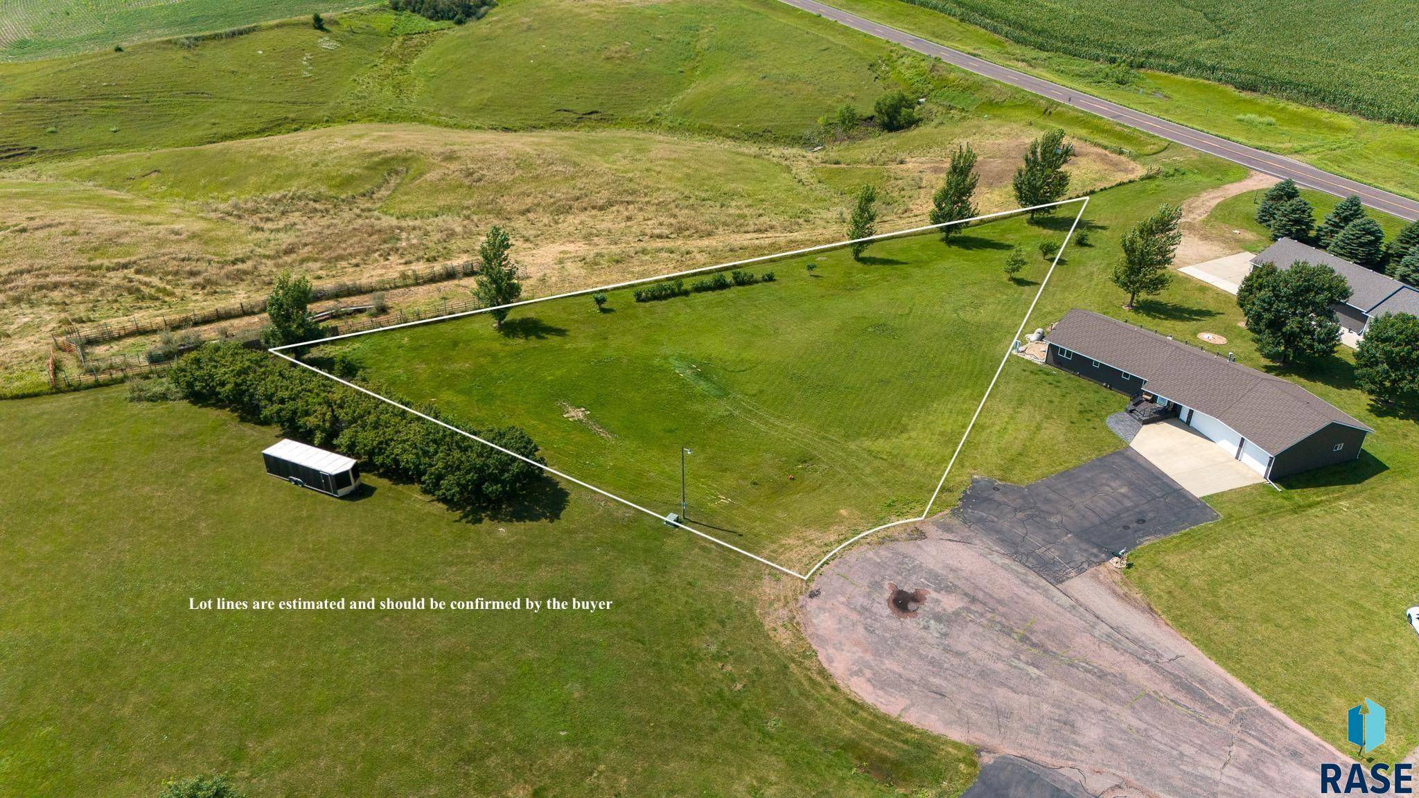 Montrose, SD 57048,1413 Michael Cir