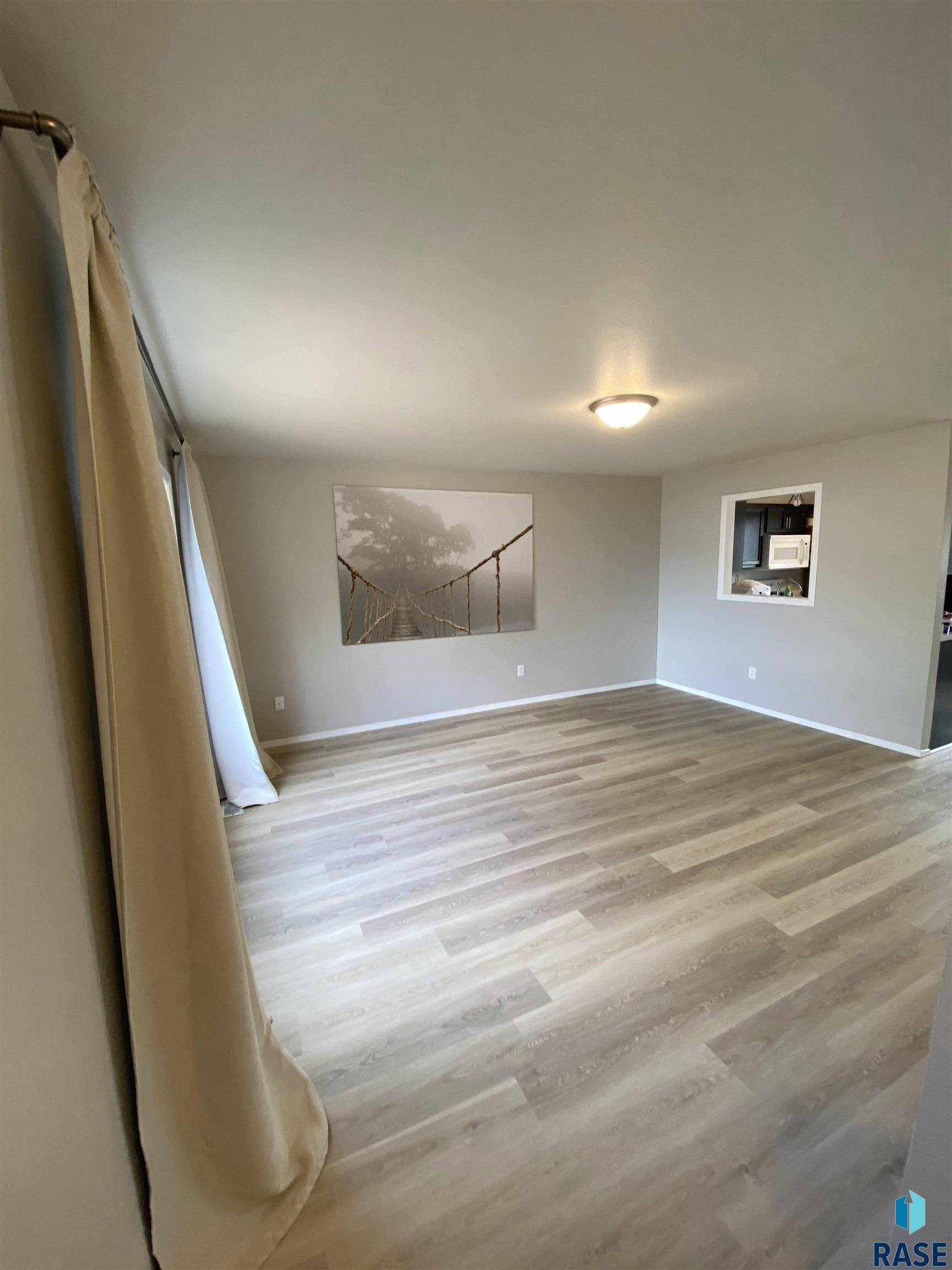 Sioux Falls, SD 57103,2809 E Bragstad Dr