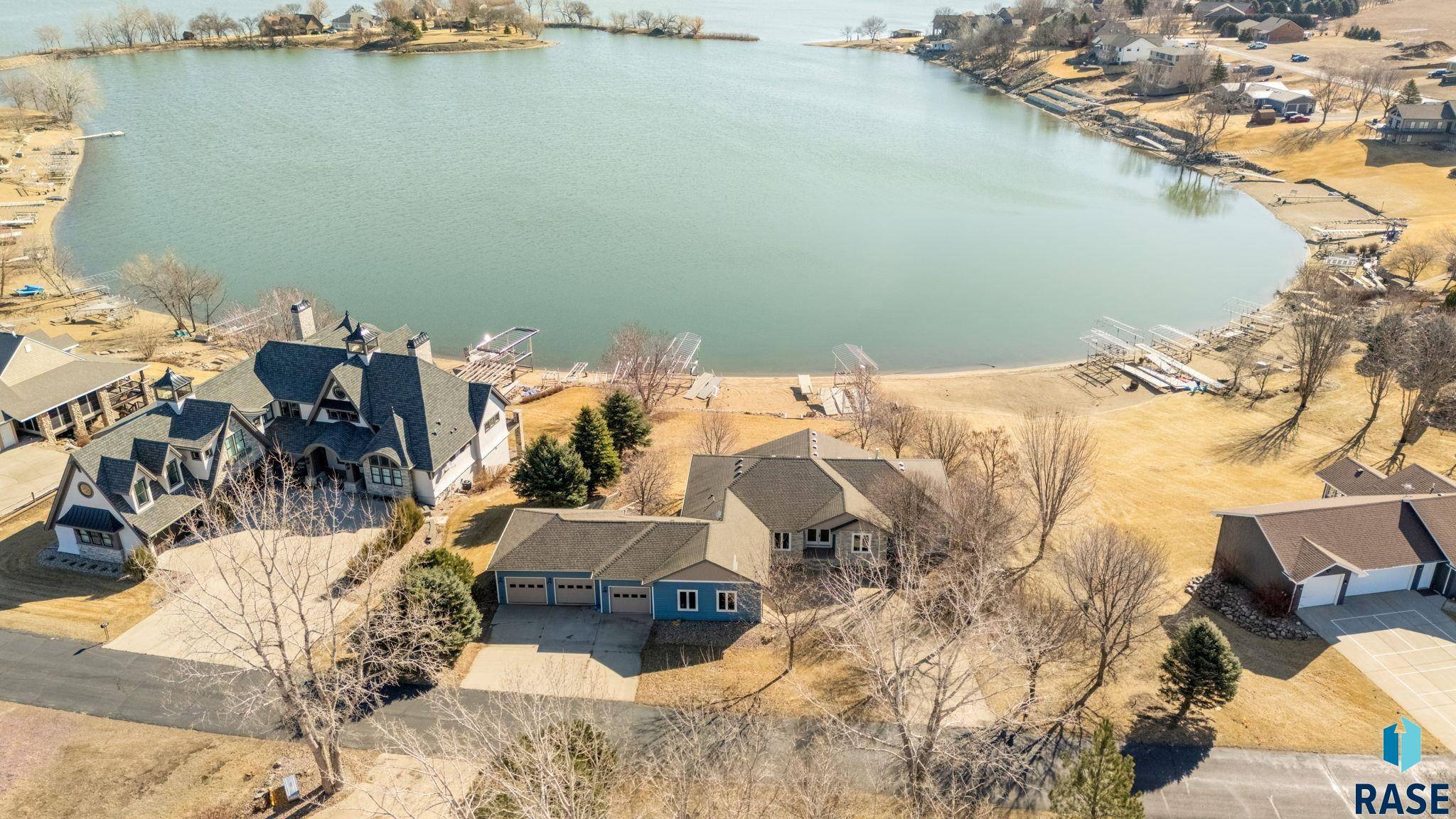 Wentworth, SD 57075,6340 Harbor Way