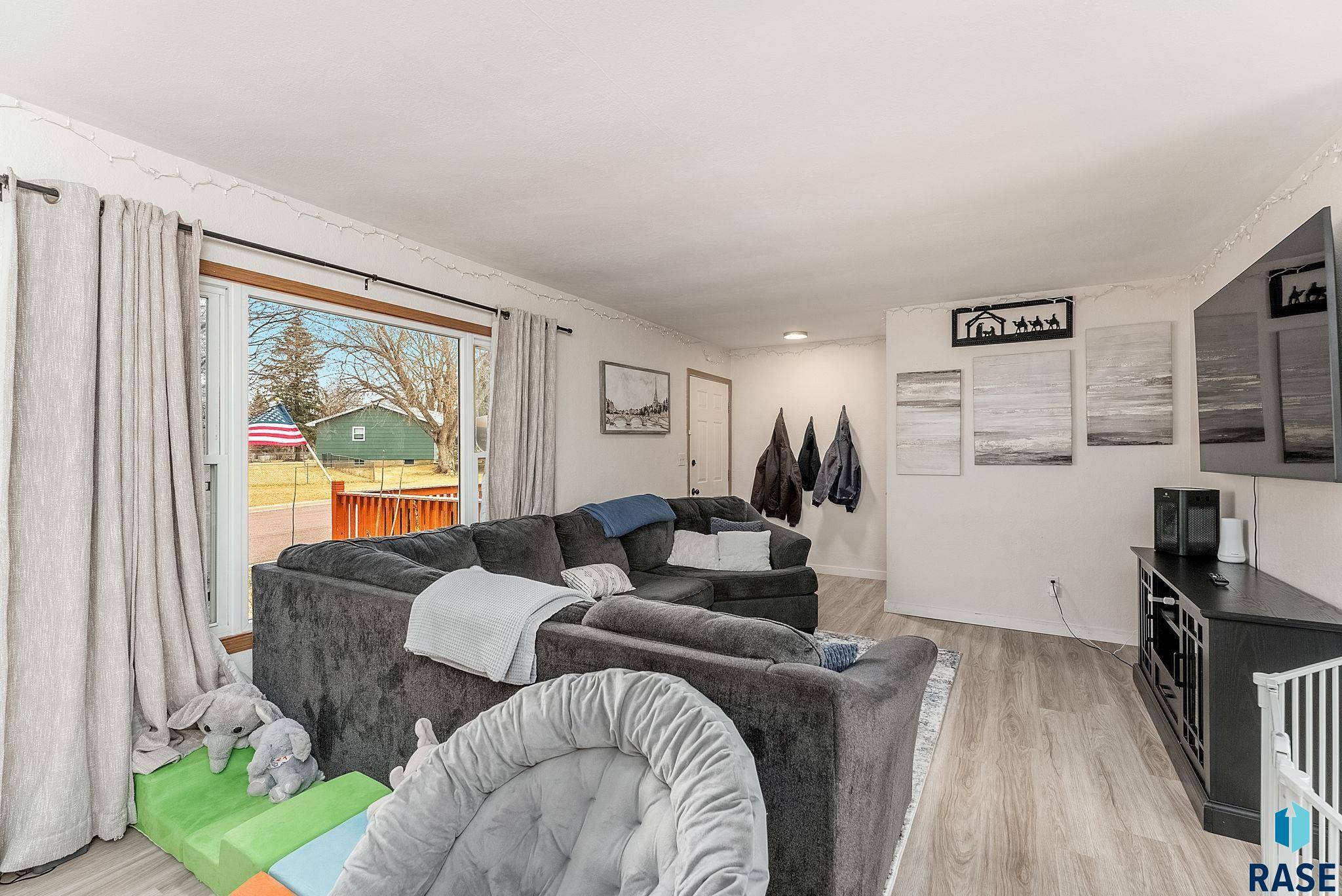 Brandon, SD 57005,2105 E Sylvan Cir