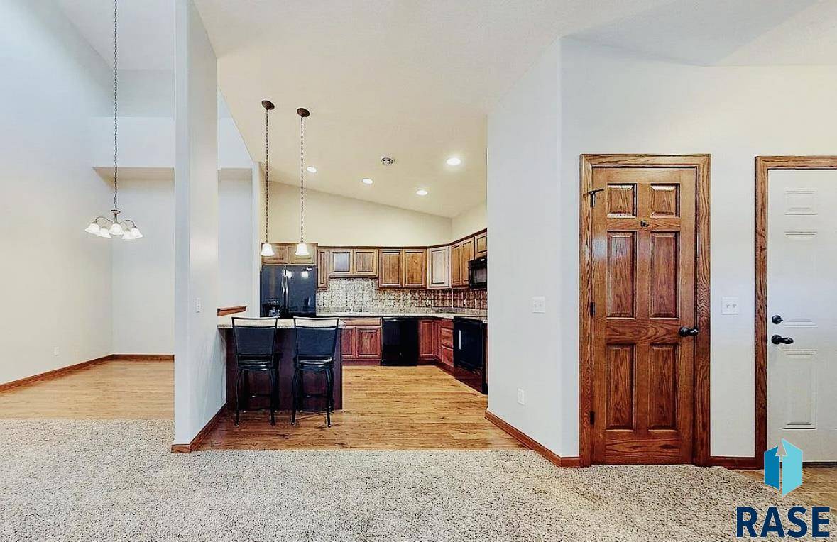 Sioux Falls, SD 57106,9432 W Broek Dr