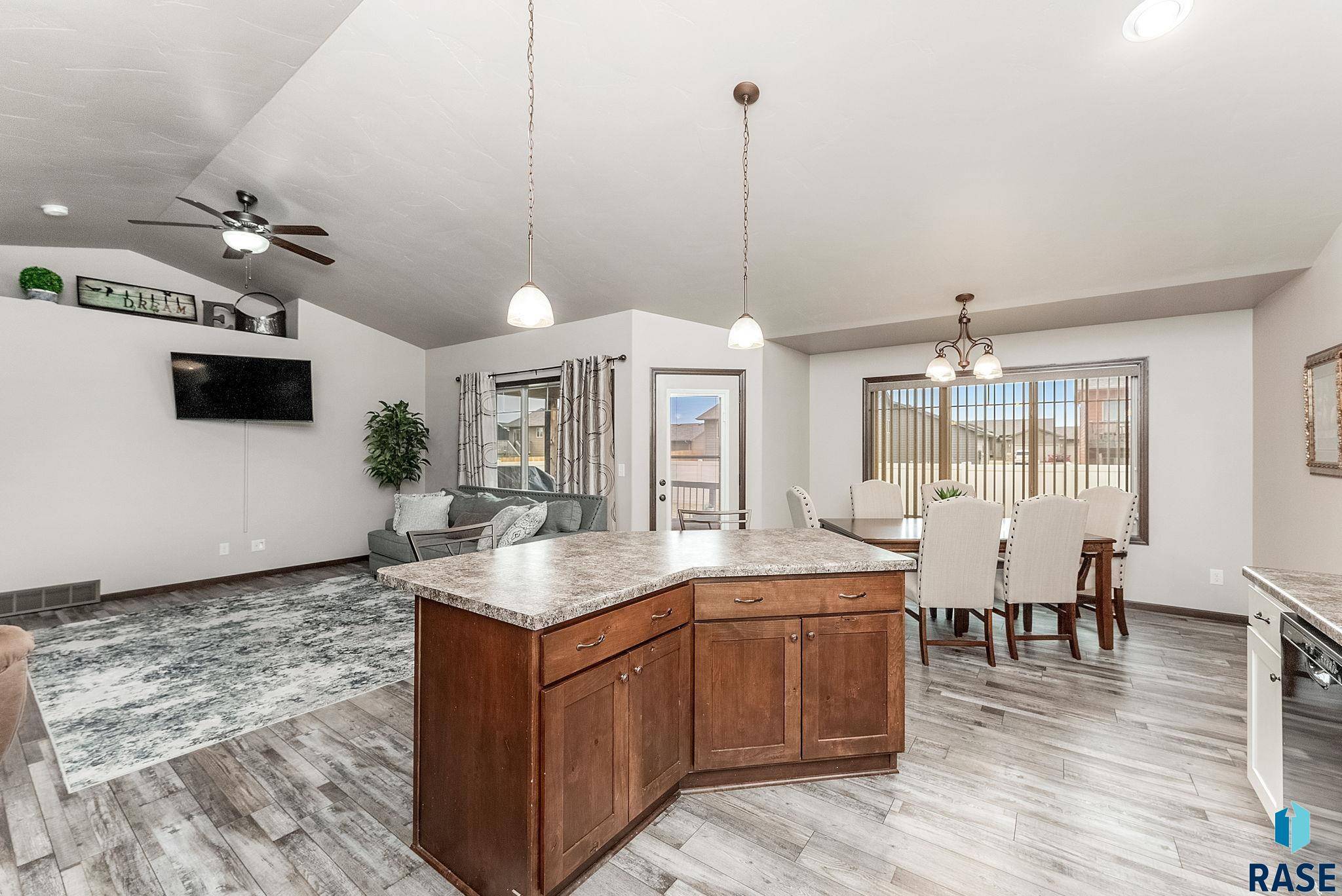 Harrisburg, SD 57032,707 Cedar Dr