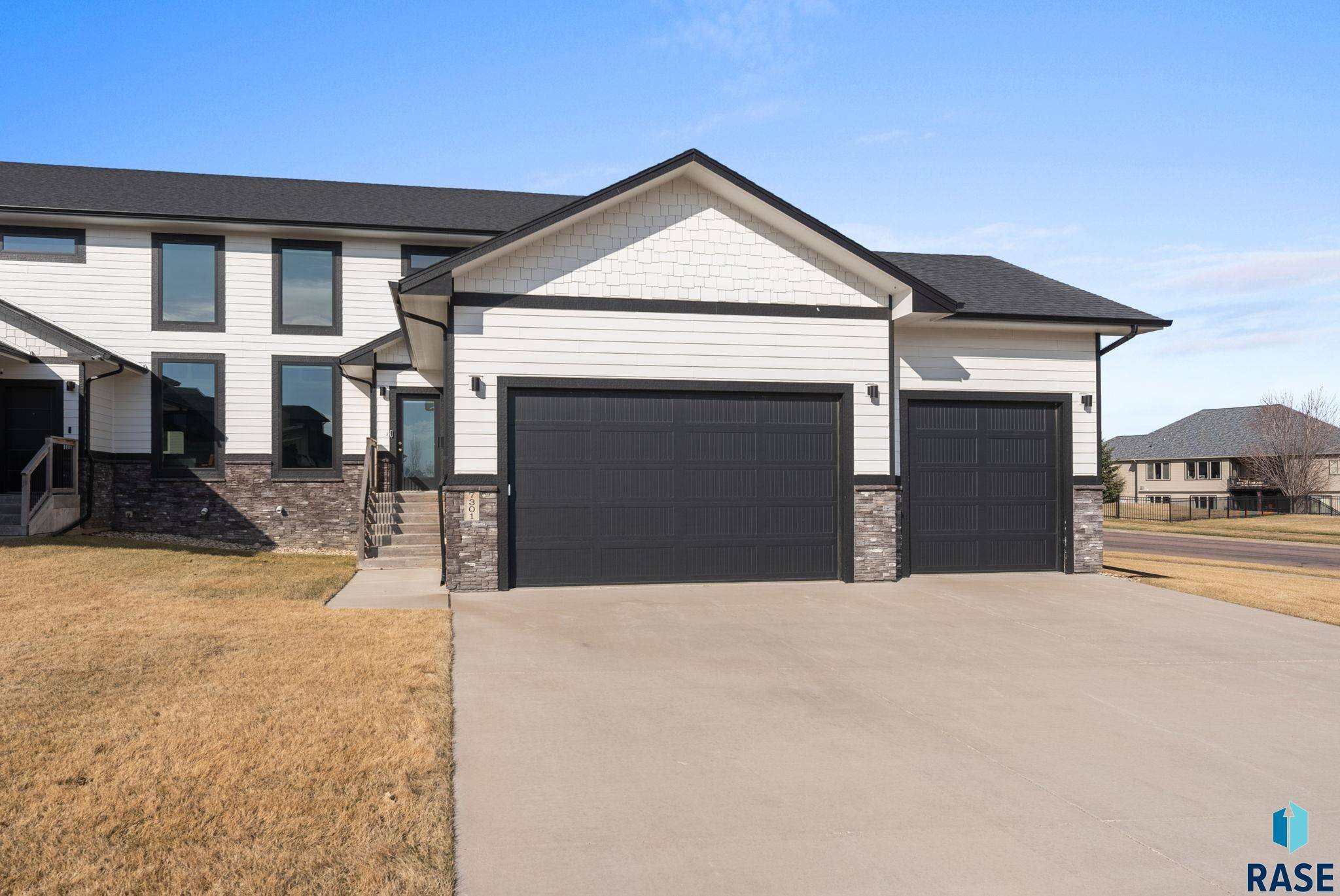 Sioux Falls, SD 57108,7301 S Tivoli Pl