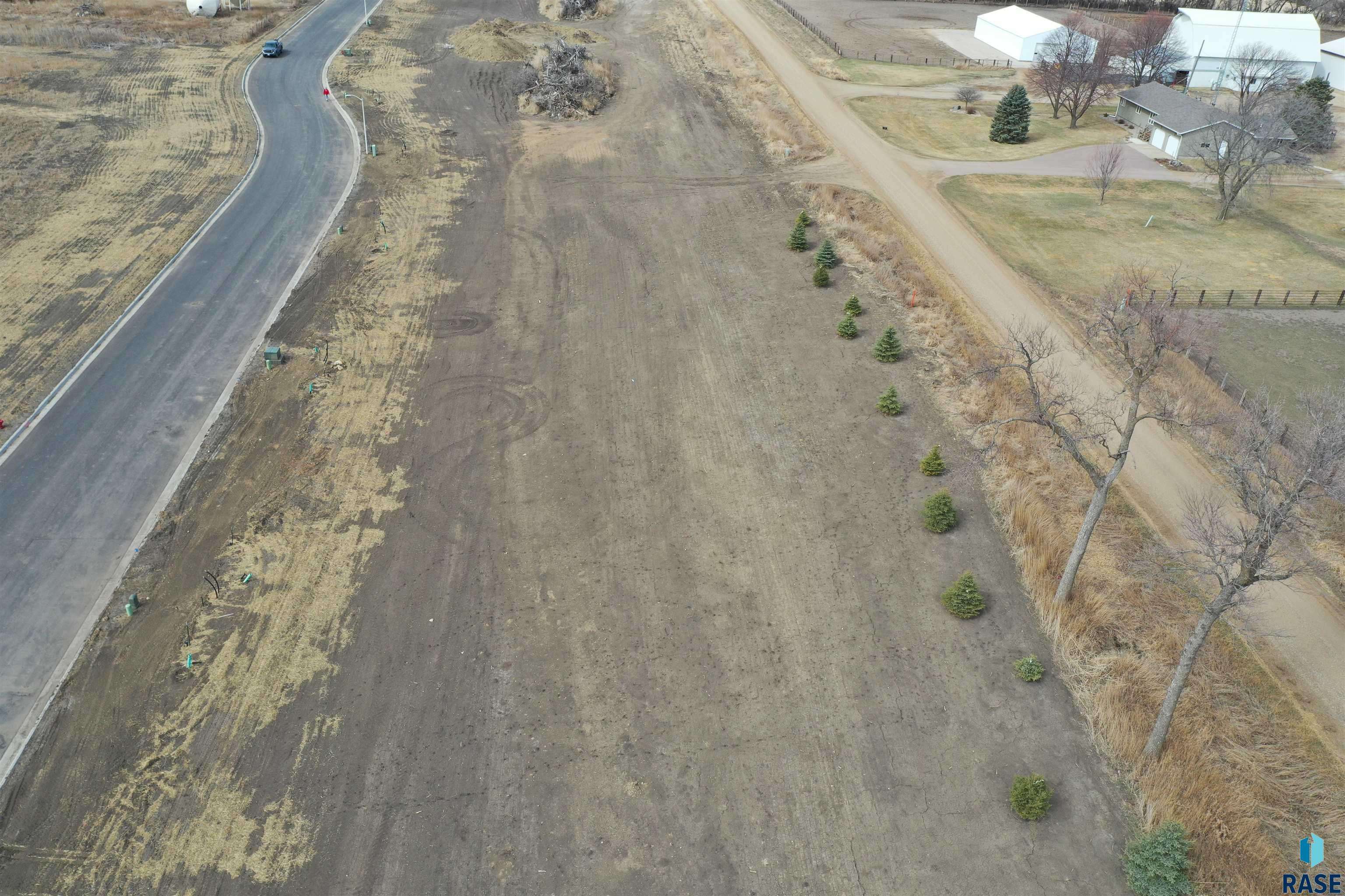 Madison, SD 57042,522 Harter Dr