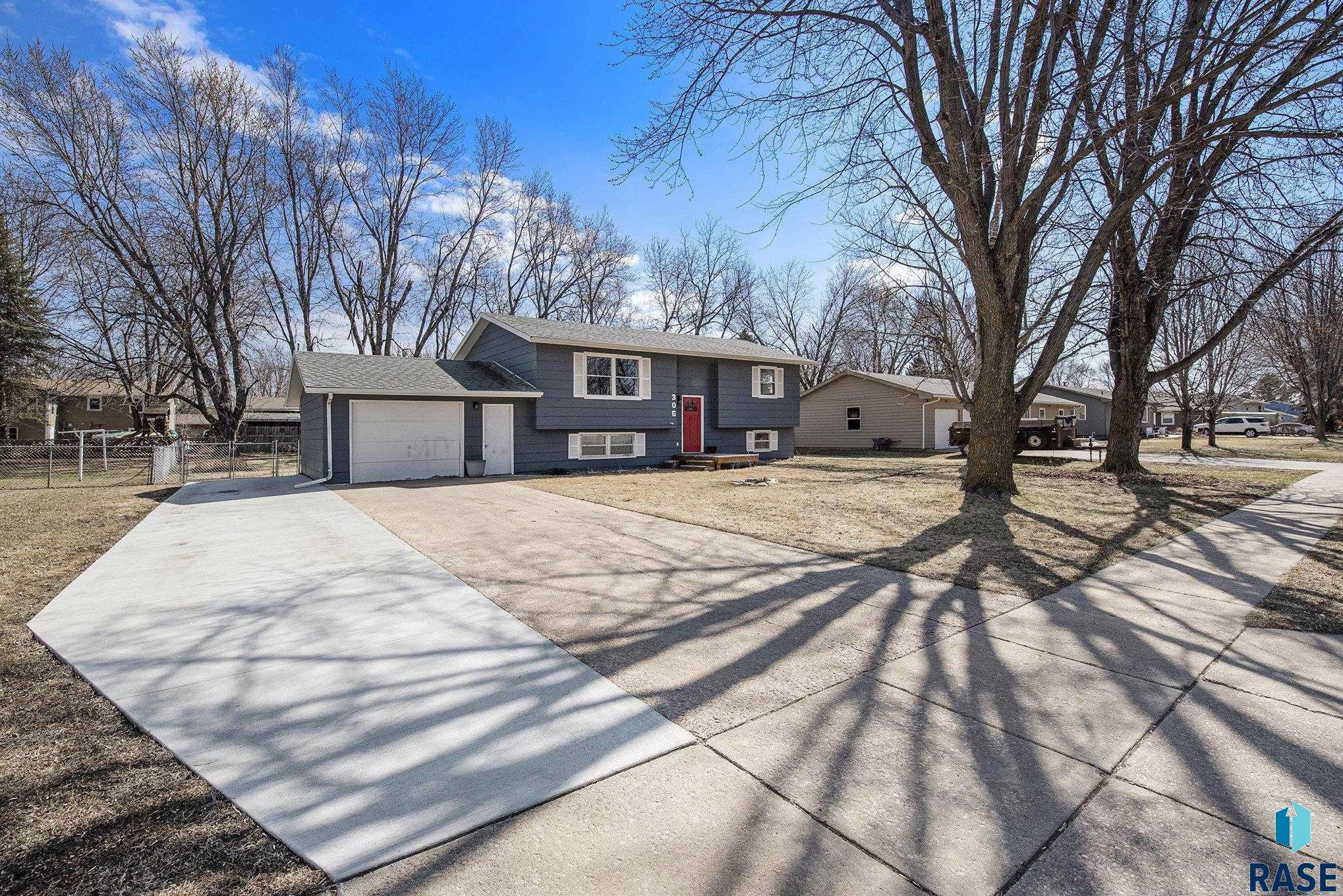 Tea, SD 57064,306 N Joseph Ave