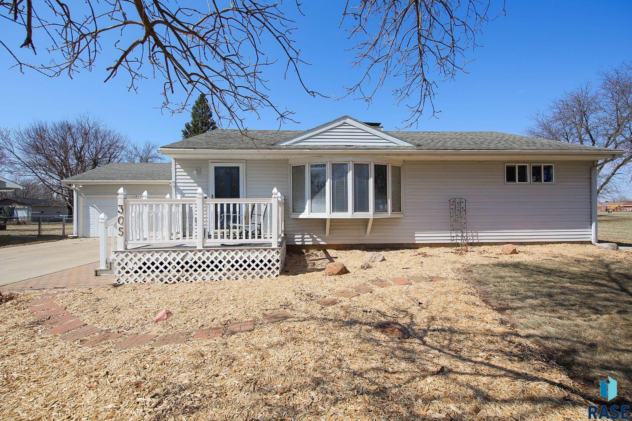 Brandon, SD 57005,305 S 4th Ave