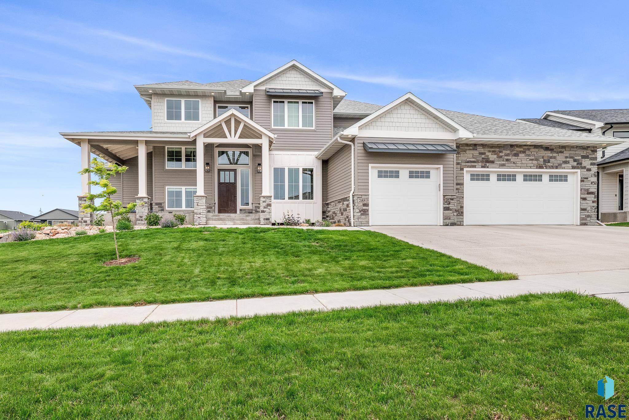 Harrisburg, SD 57032,288 Central Park Ct