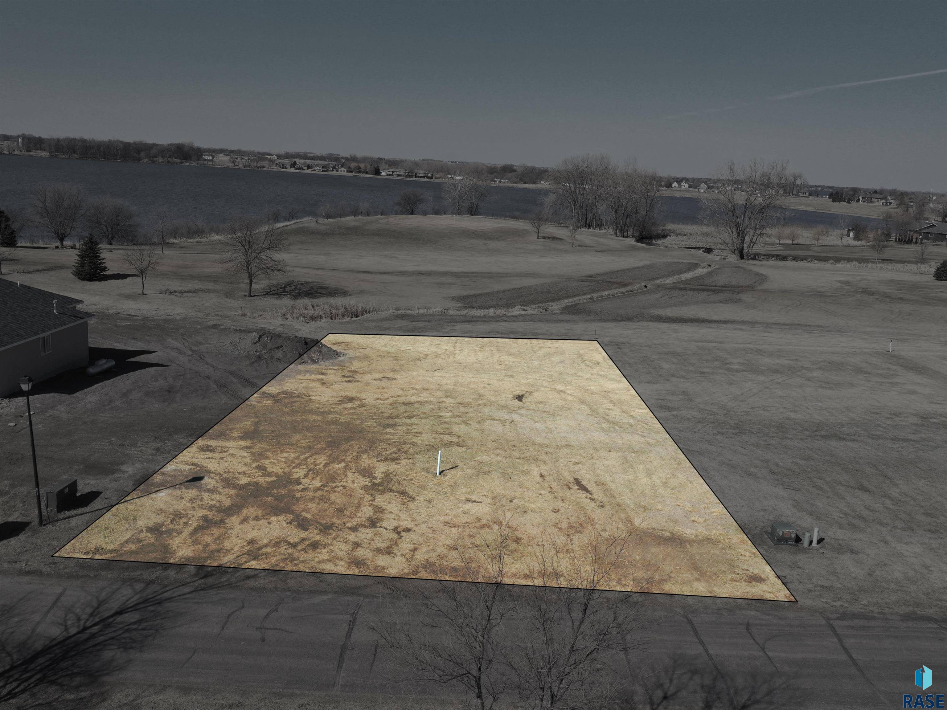Wentworth, SD 57075,187 Lake Ridge Dr